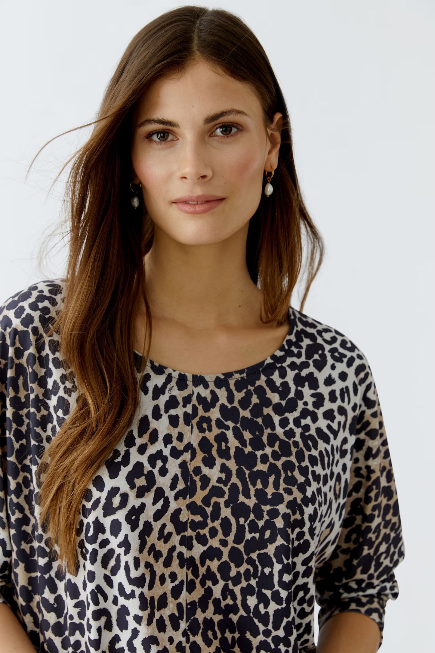 Oui Leo Print Blouse In Dark Camel & Black