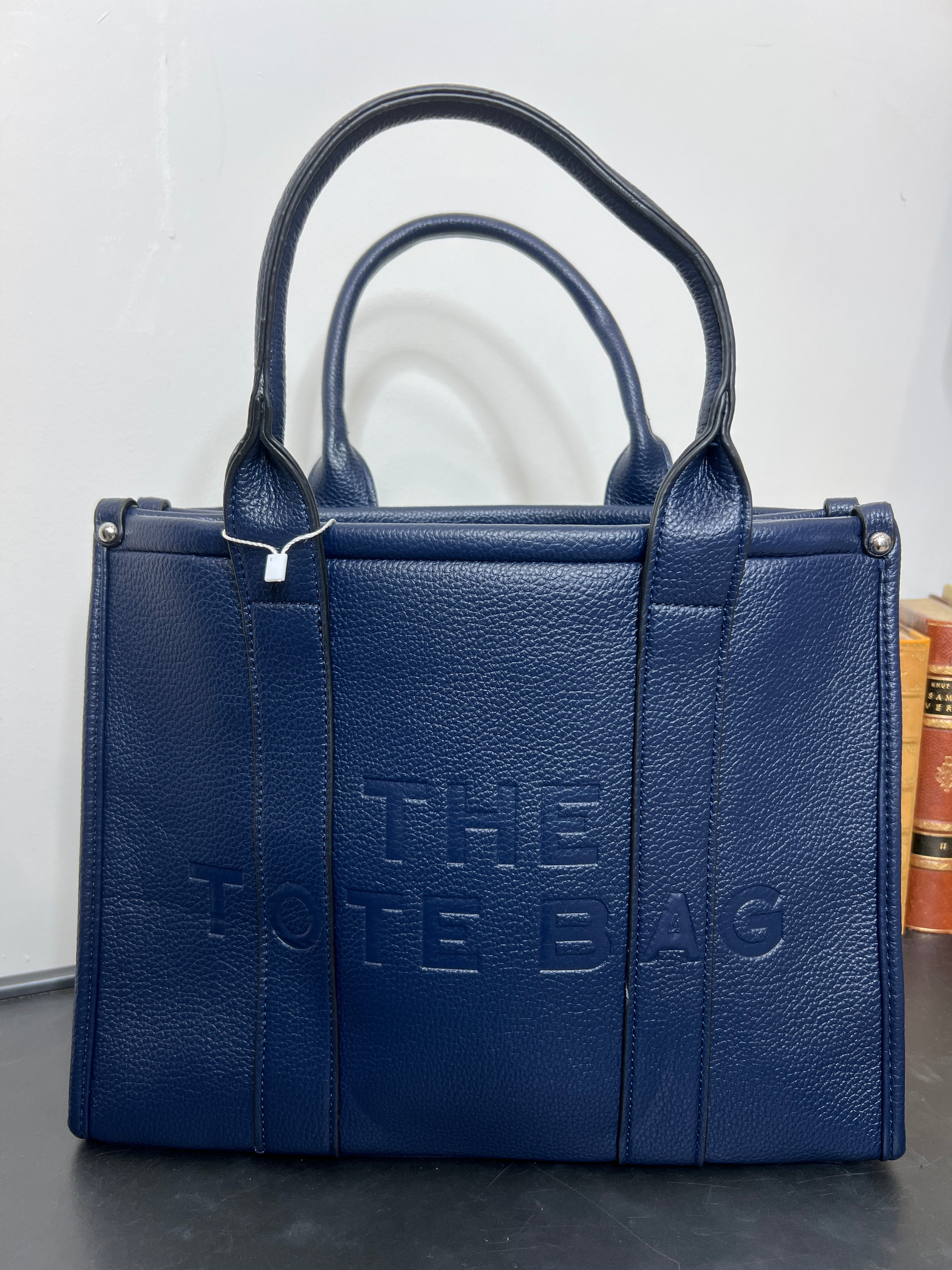 Taylor ‘The Tote Bag’ in Navy