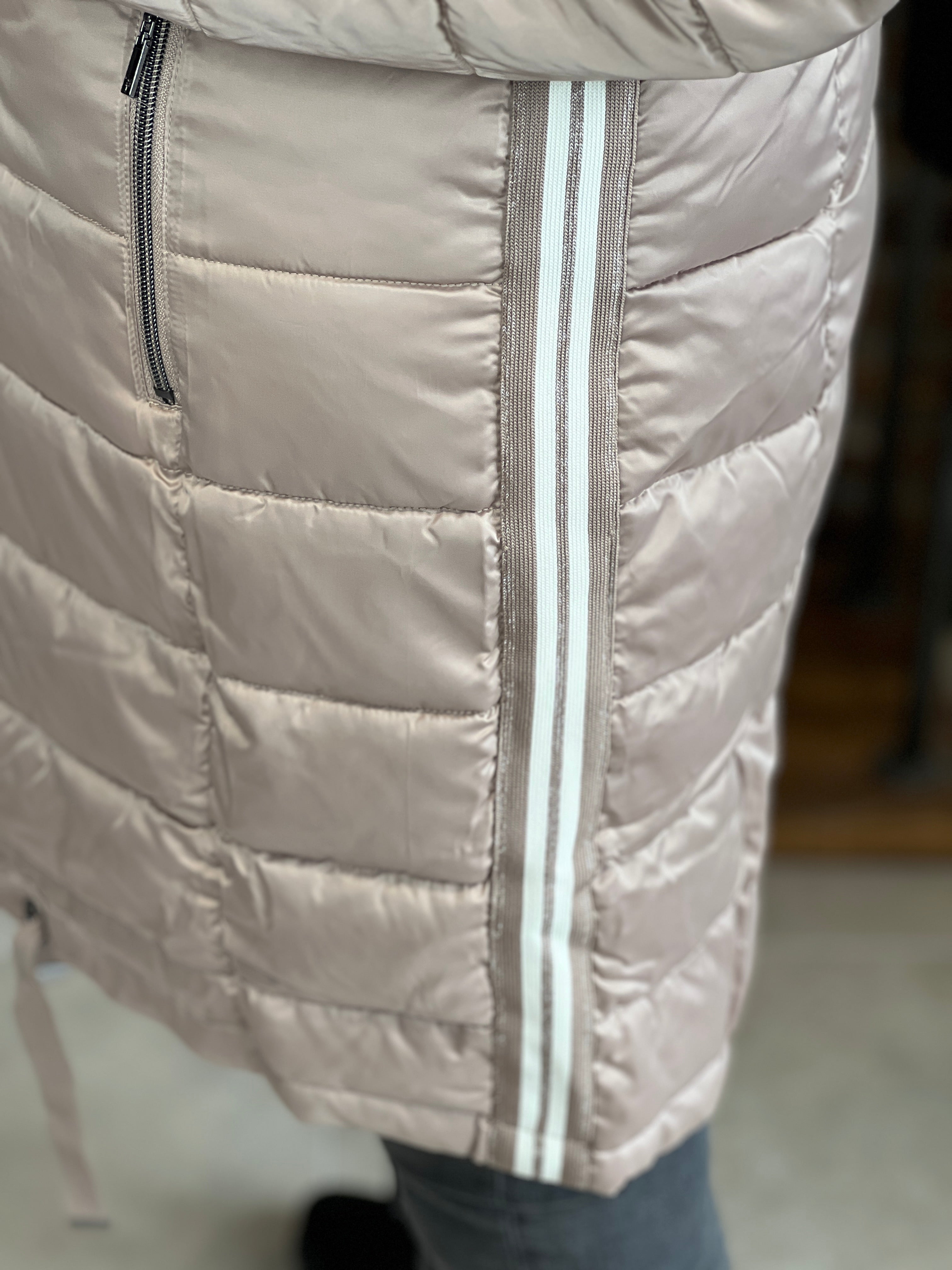 Monari Quilted Coat With Stripes In Truffle