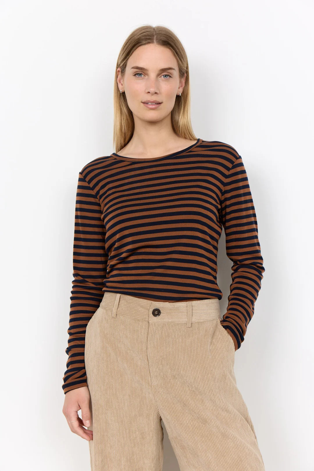 Helle Striped Top In Tan & Navy