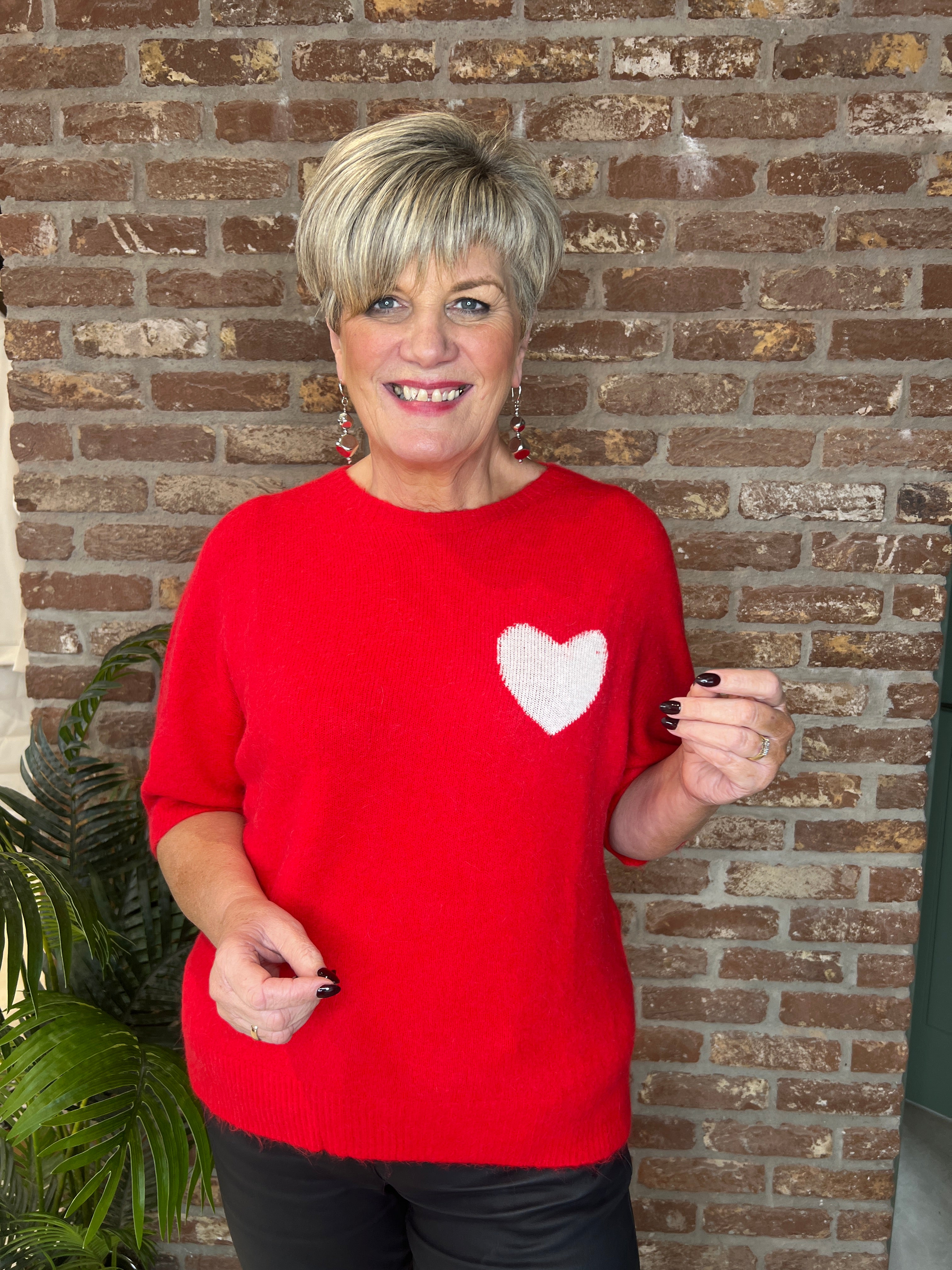 Oui Pullover With Heart In High Risk Red