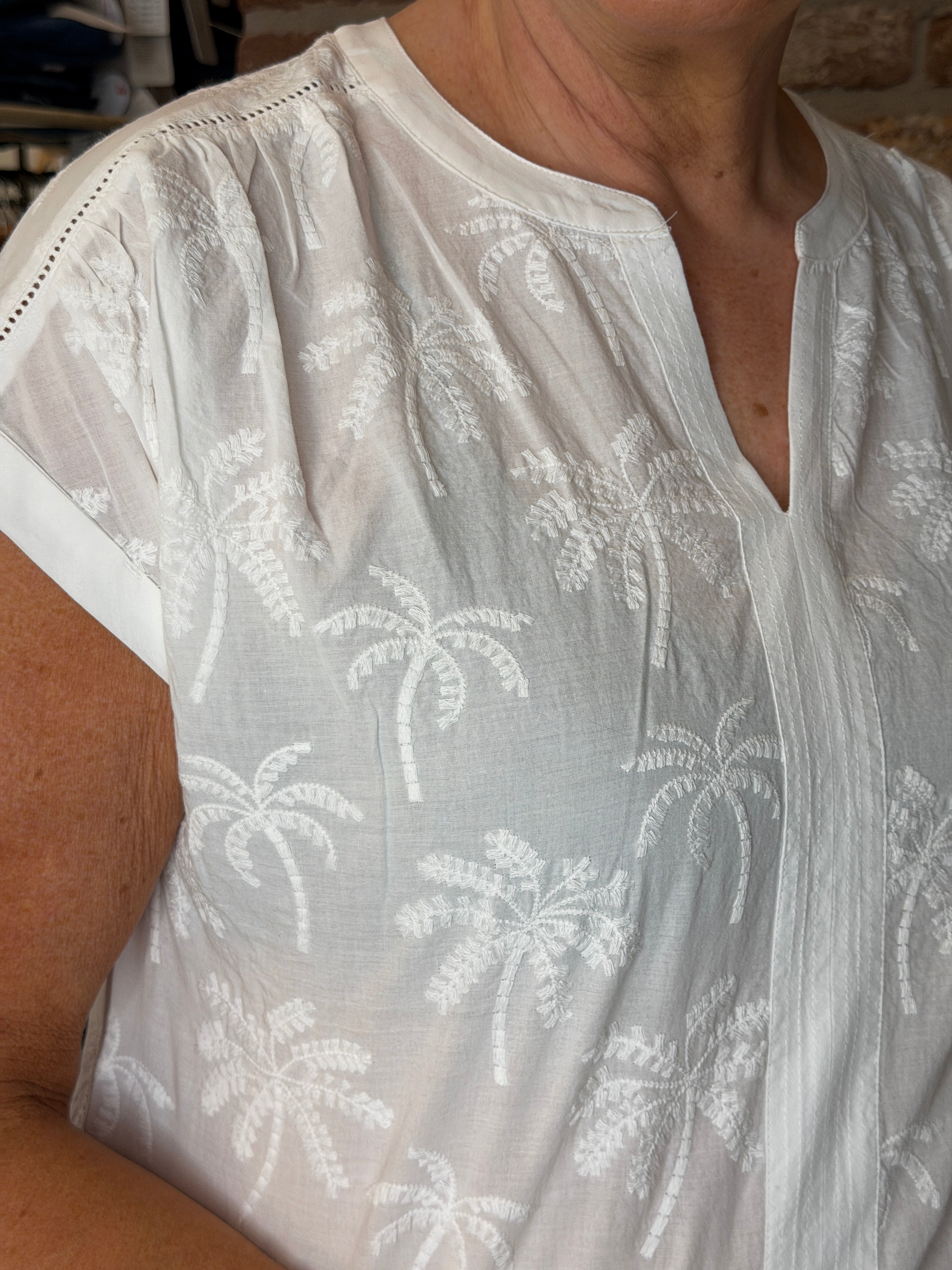Cecil embroidery blouse in vanilla white