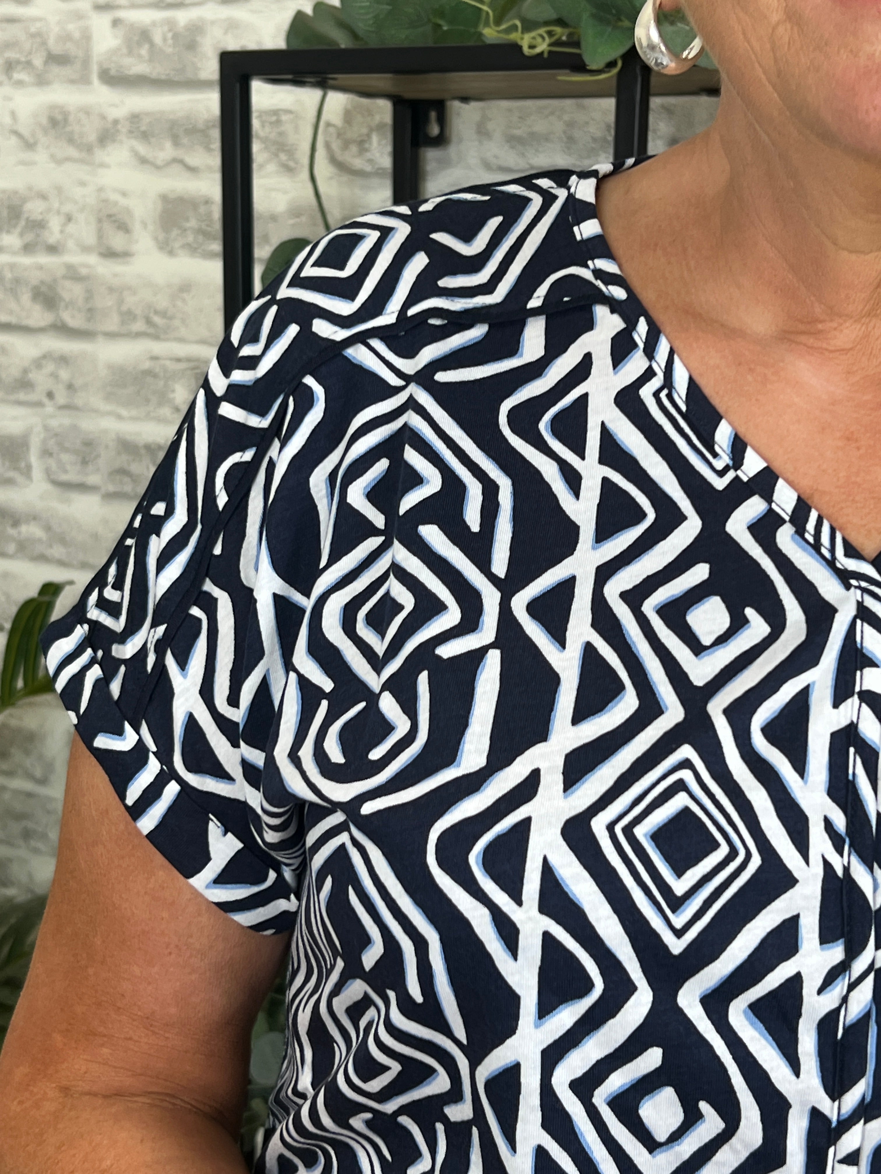 Cecil Giraffe Print Top In Universal Blue