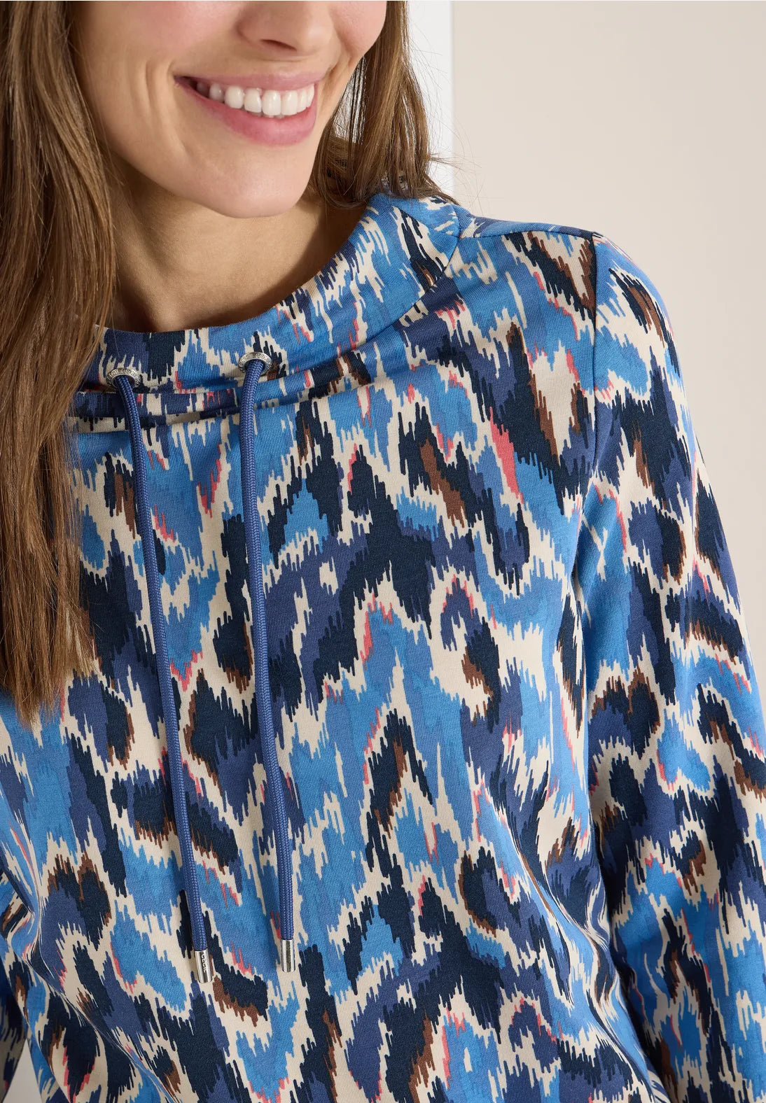 Cecil Funnel Neck Sweatshirt In Cloud Blue