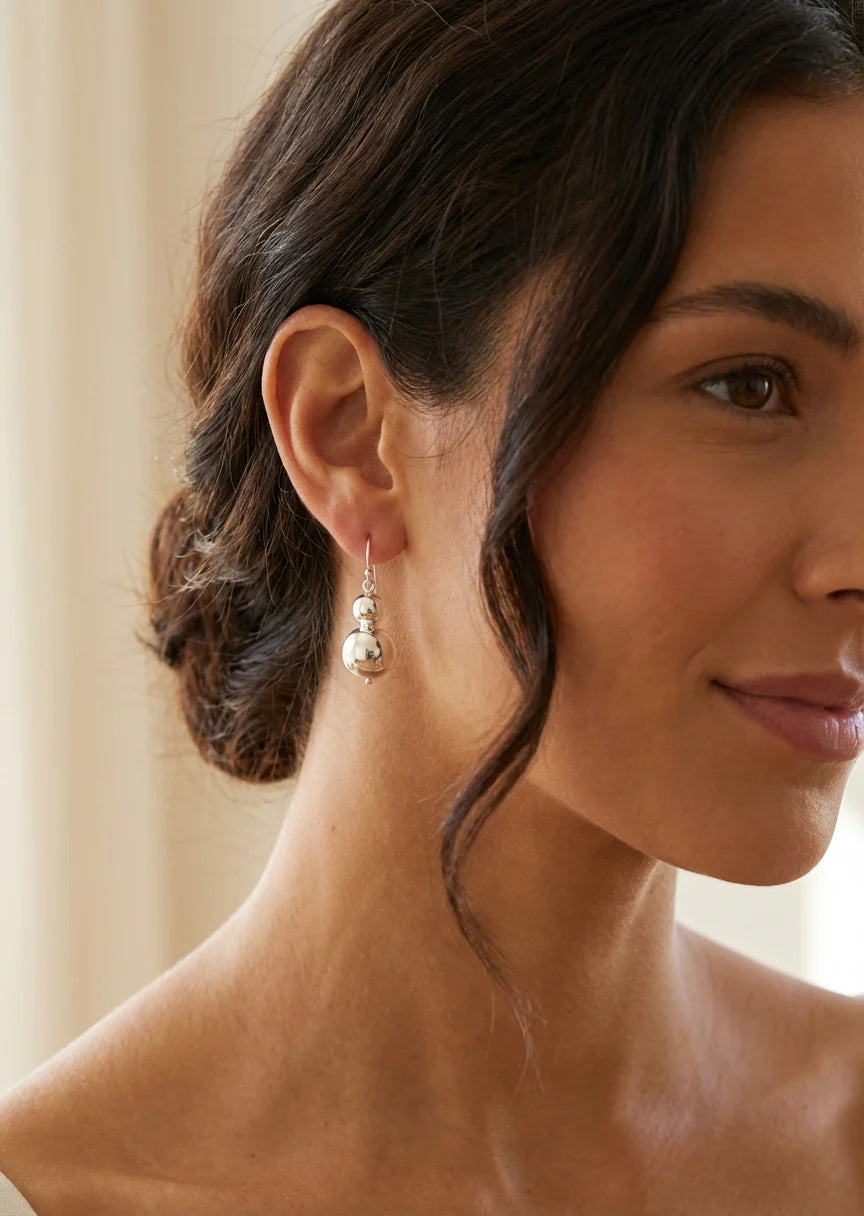 Envy Ball Dropper Earrings In silver