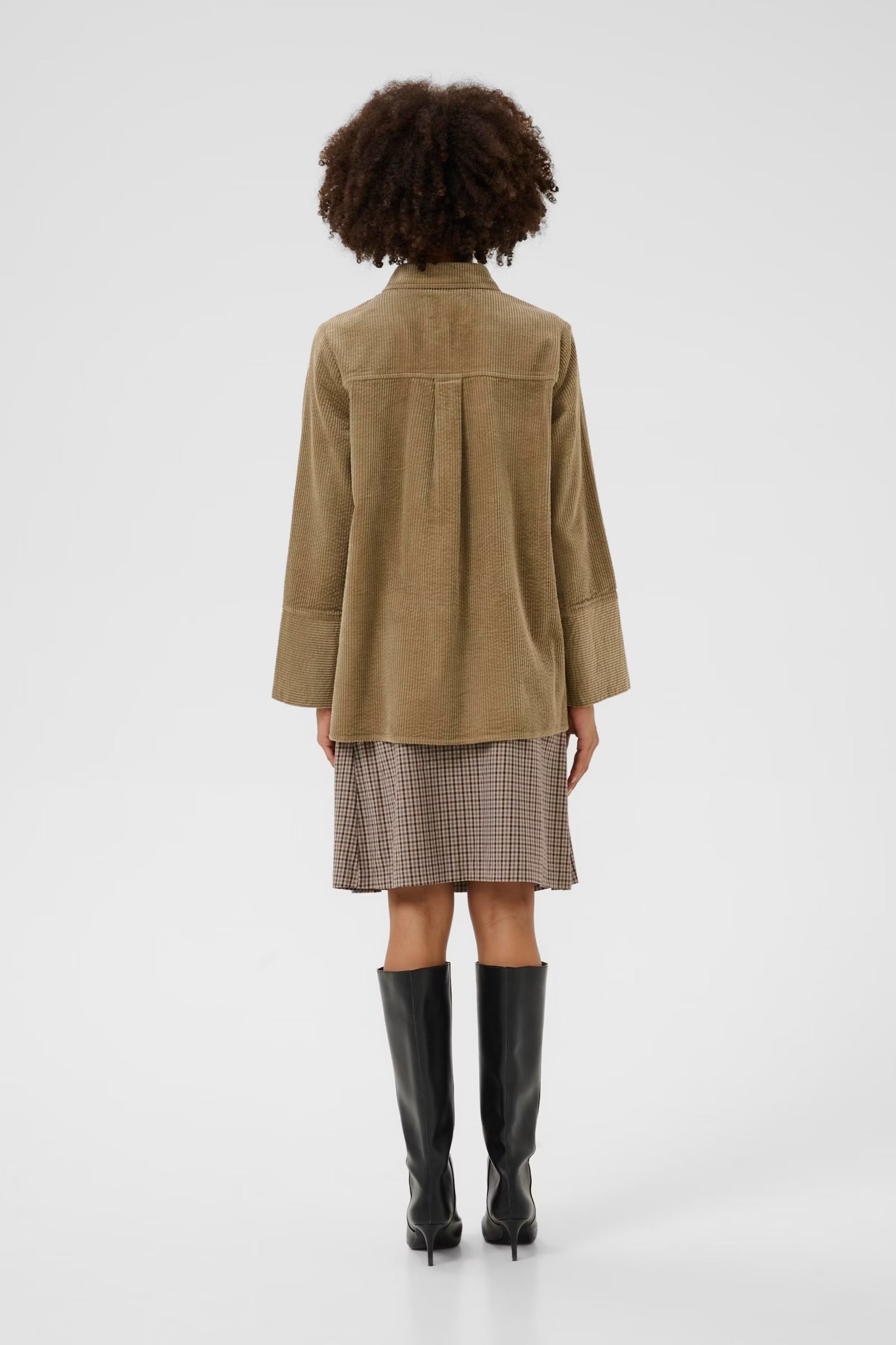 Culture Cubaela Cord Jacket In Timber Wolf