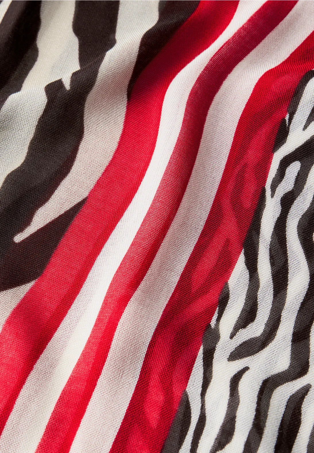 Street One Print Snood In Racing Red