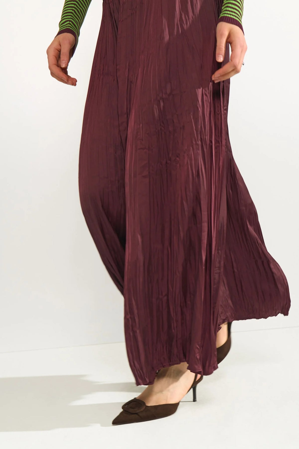 Nufea pleated skirt in fig