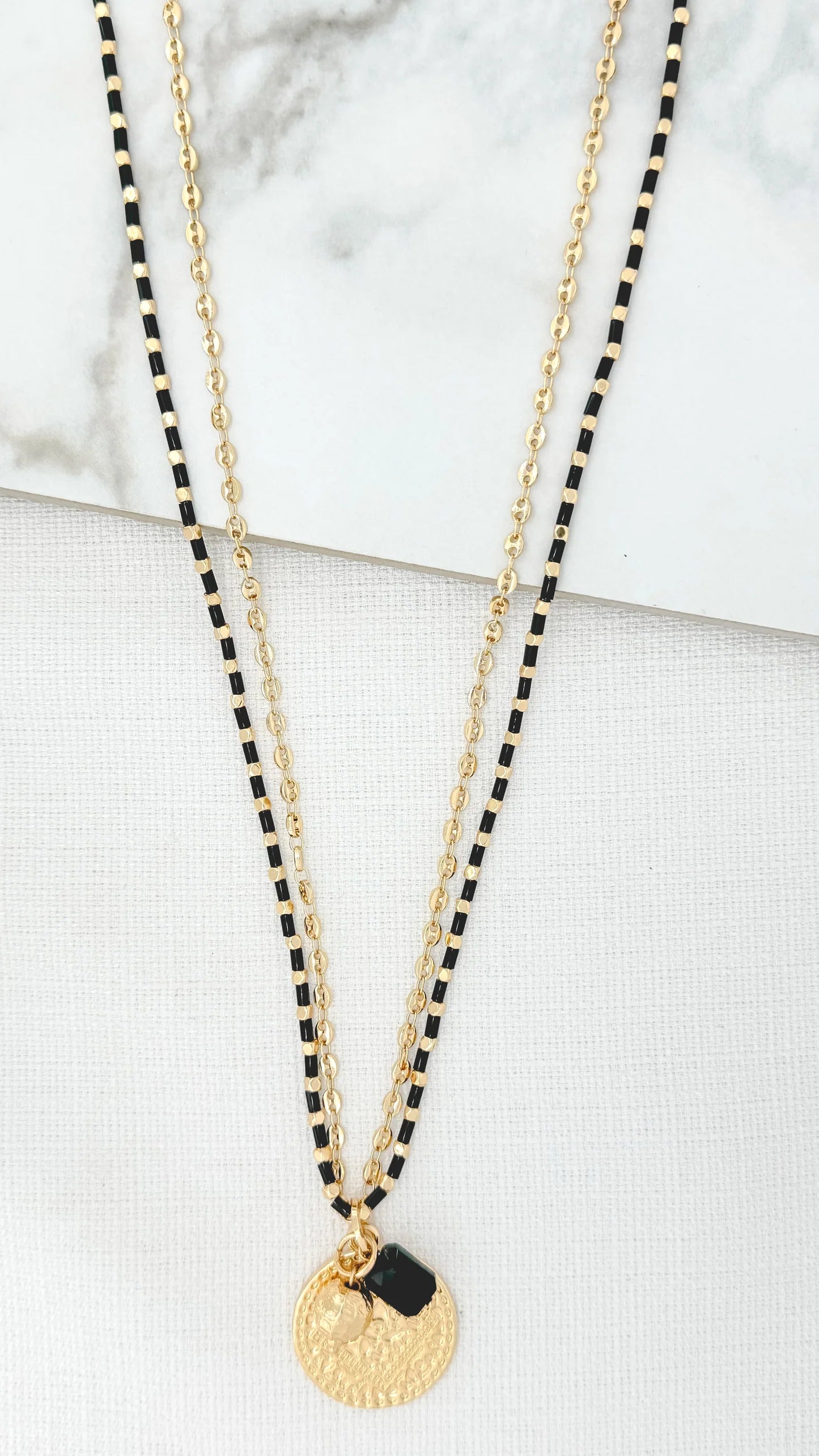 Envy Long Necklace With Coin In Gold