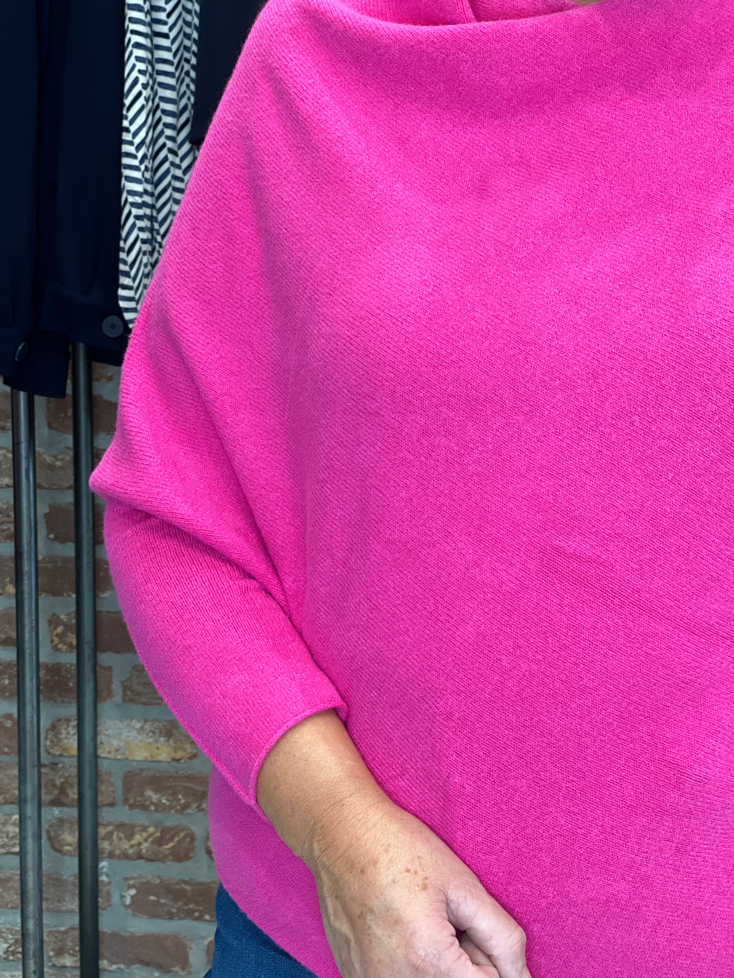 Deck By Decollage Asymmetric Knit In Pink
