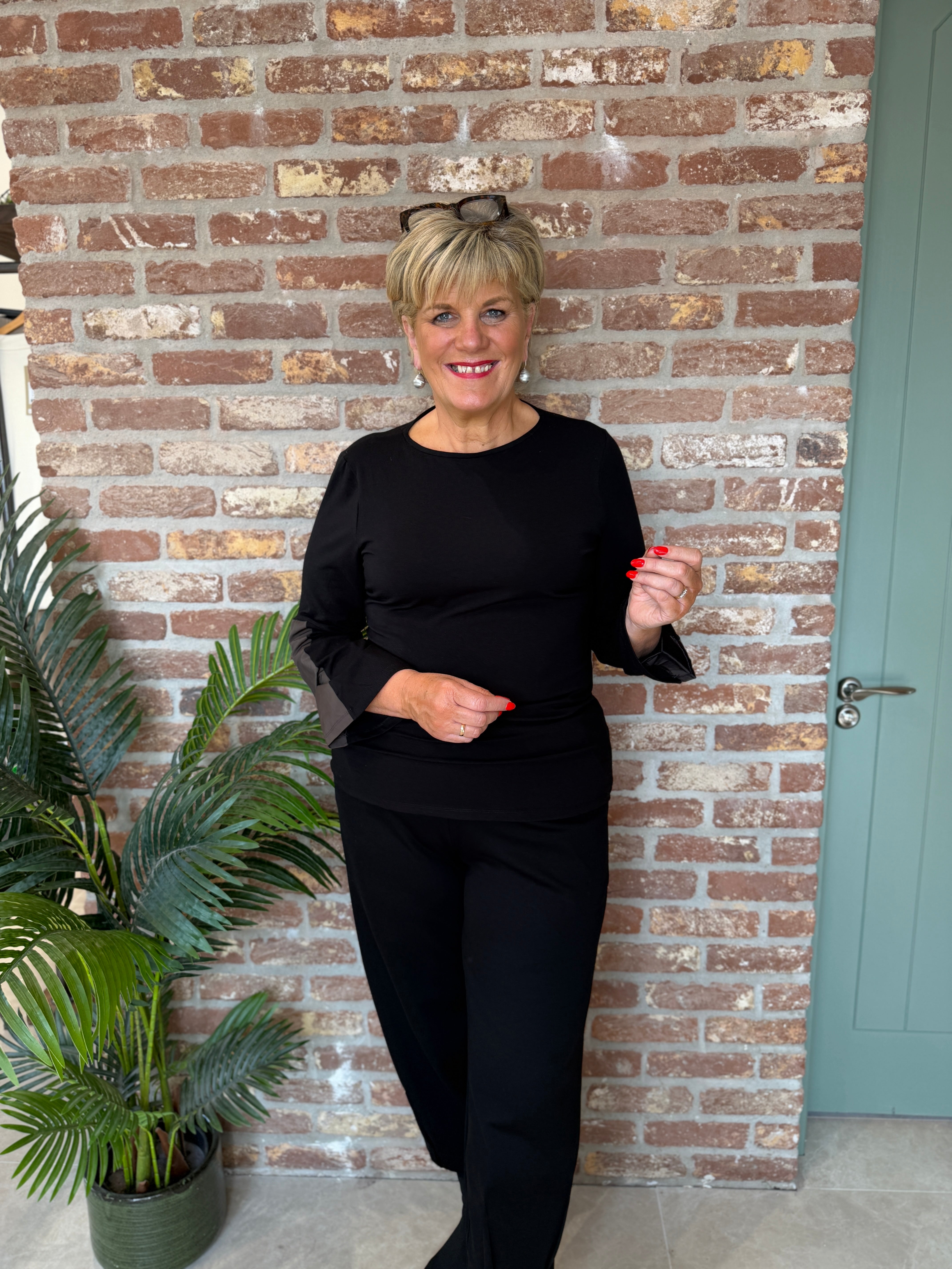 Block top in brown & black