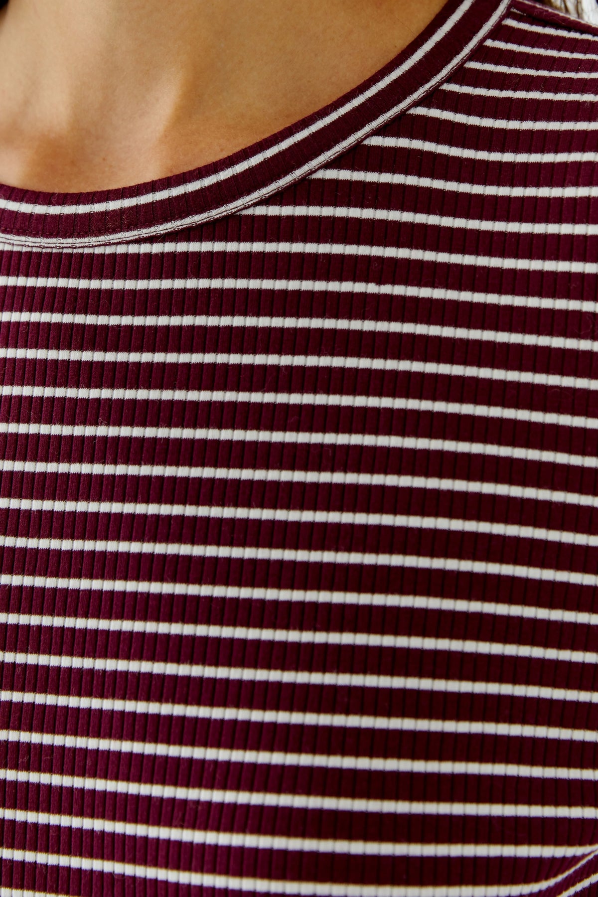 Striped top in dark red & white