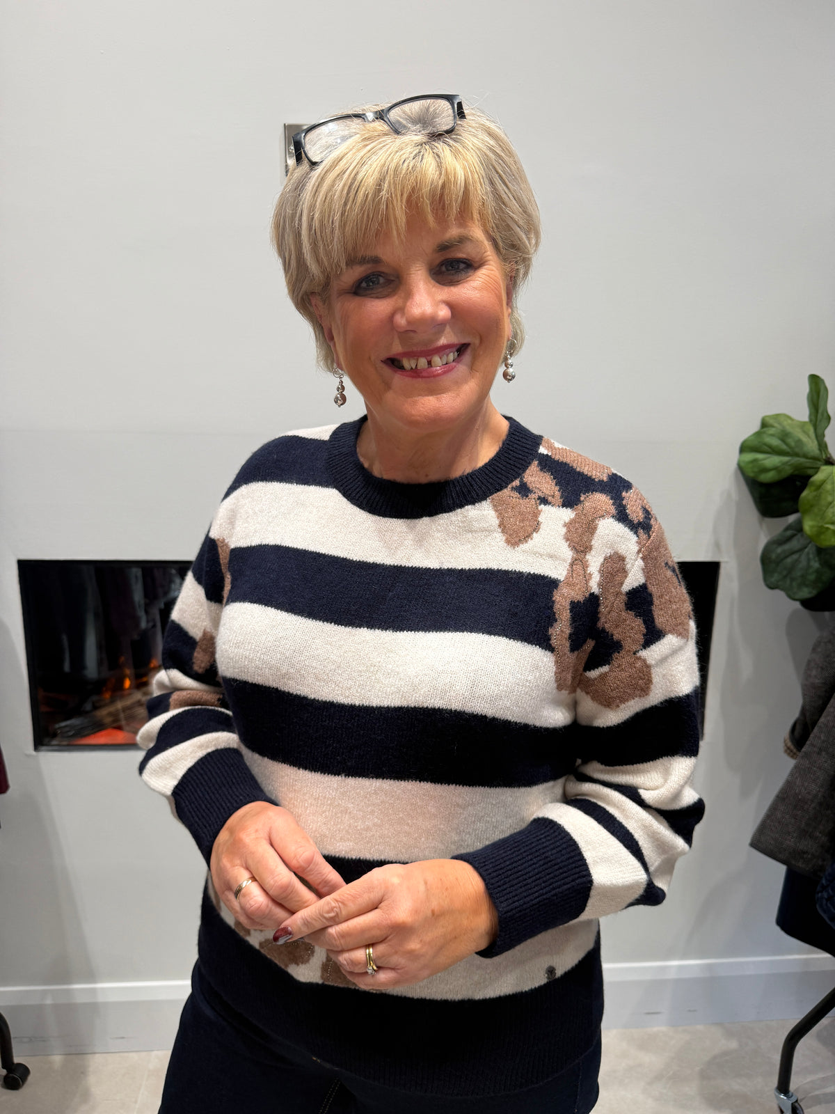 Striped patterned jumper in dark blue