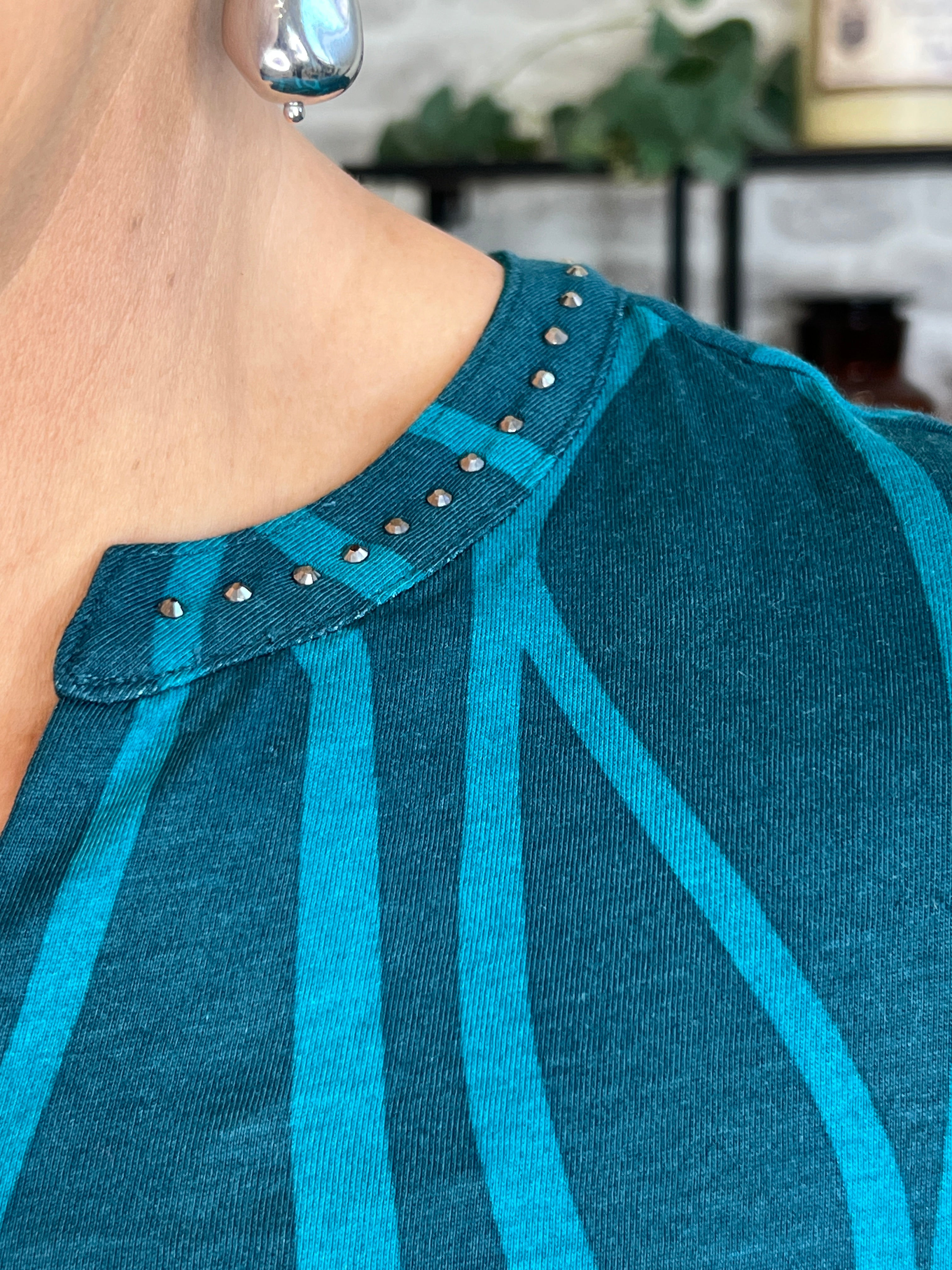Cecil Hotfix printed Top In Petrol Green