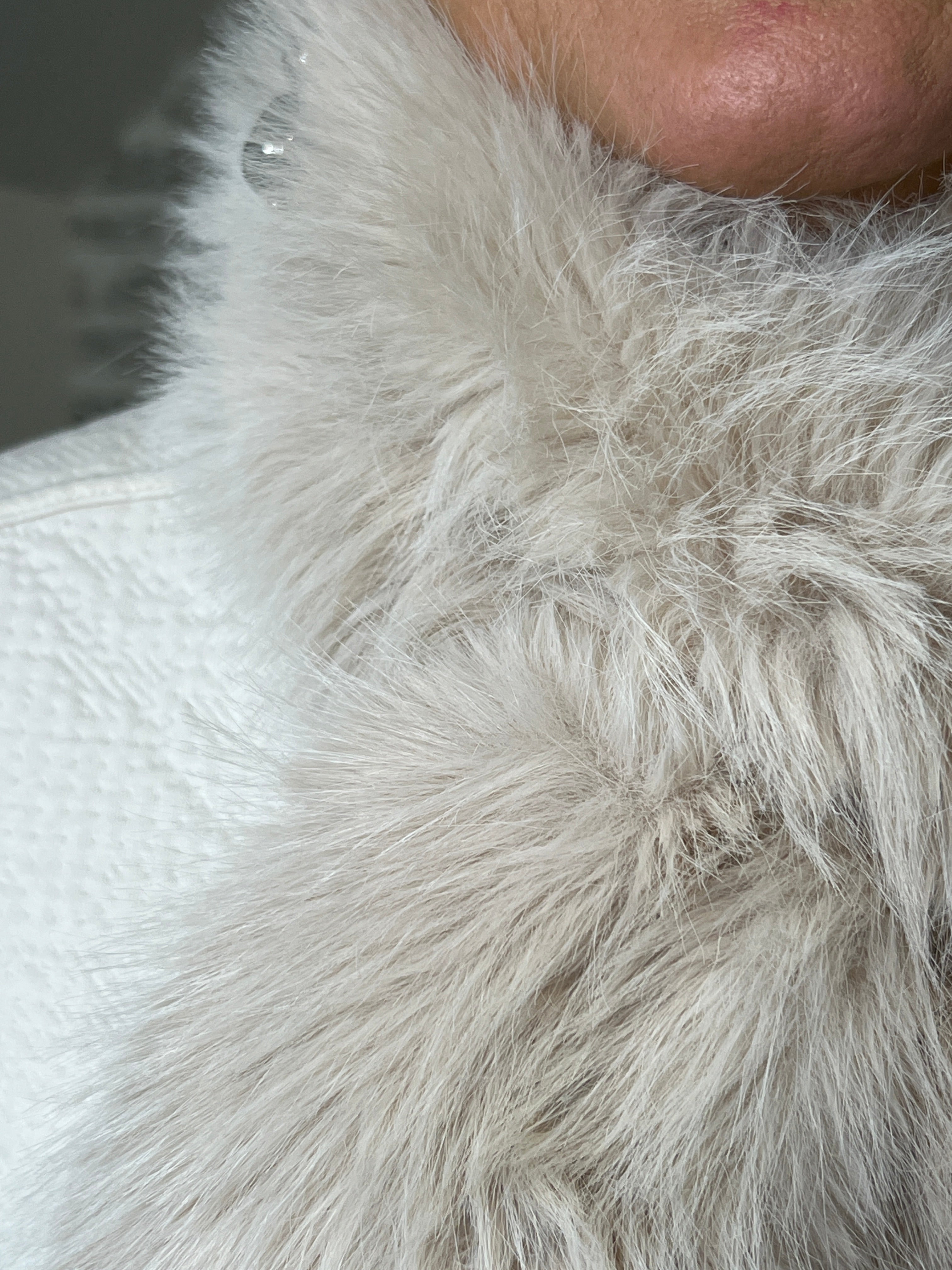 Olivia Looped Faux Fur Scarf in Cream