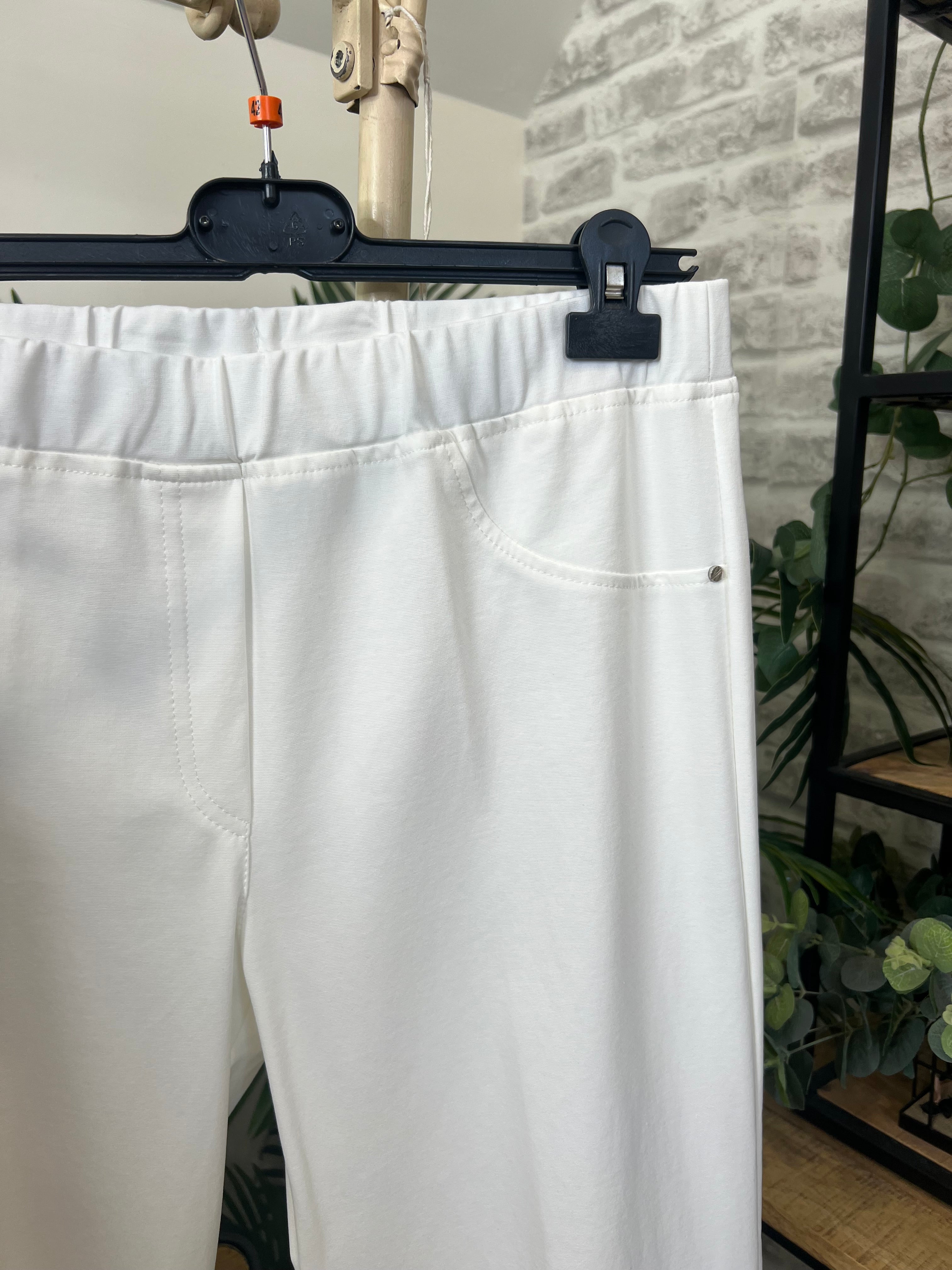 Peruzzi Cotton Turn Up Trousers In Ecru