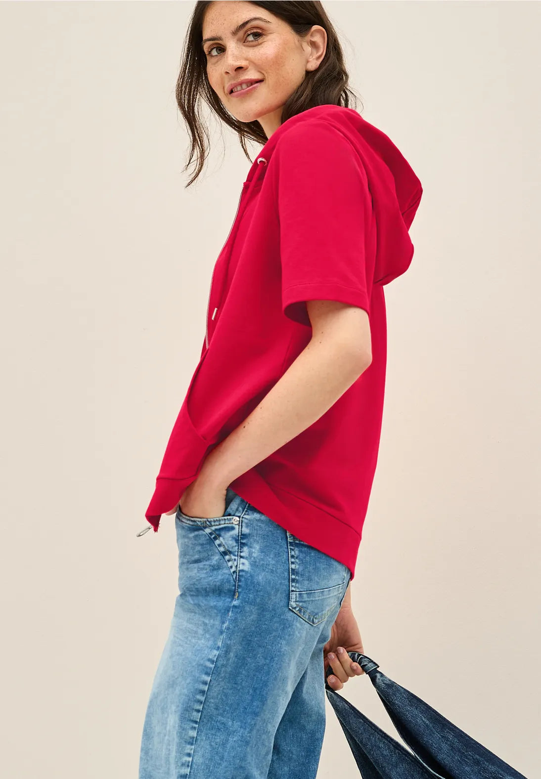 Cecil Short Sleeved Hooded Jacket In Glazed Apple Red