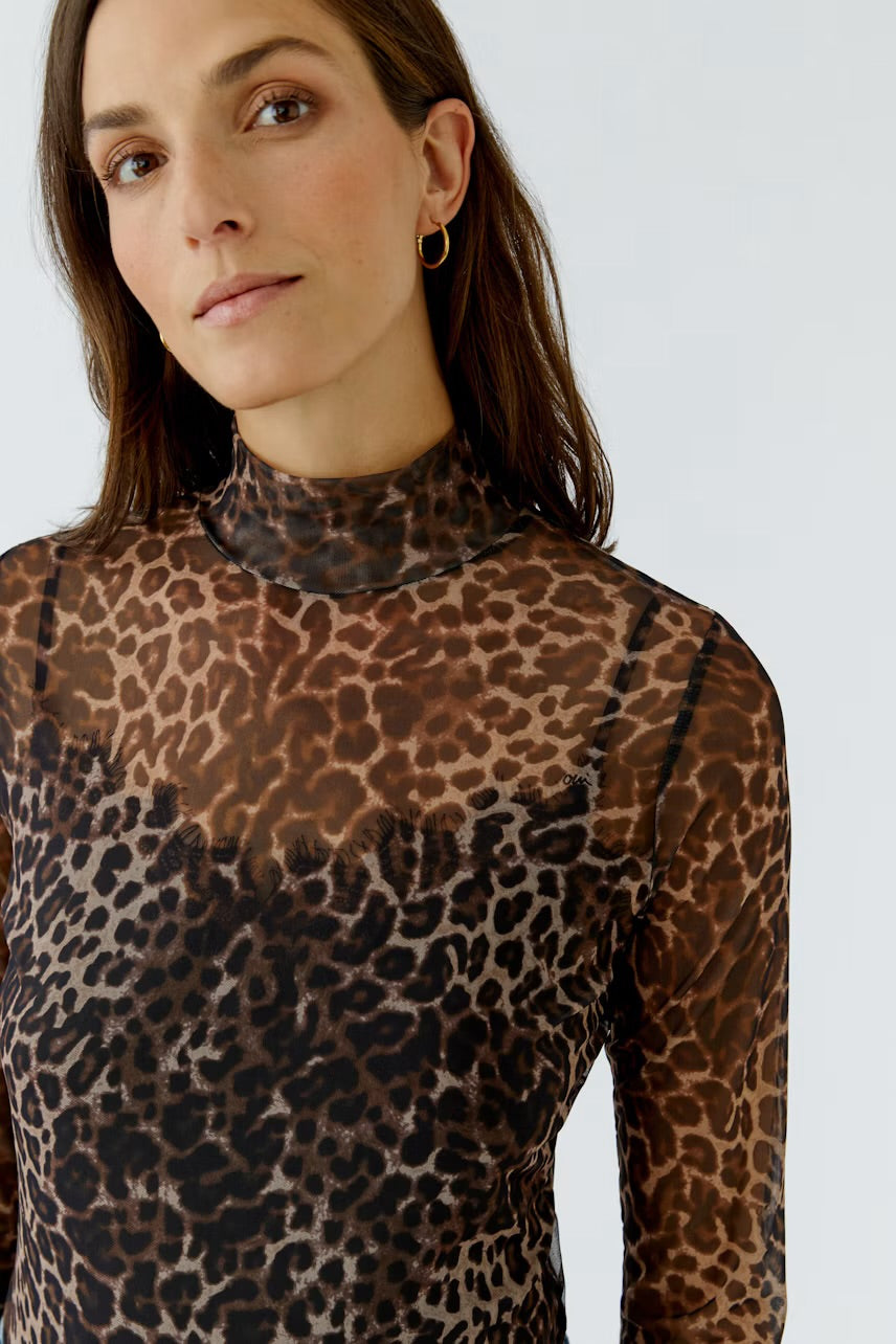 Patterned mesh top in camel grey