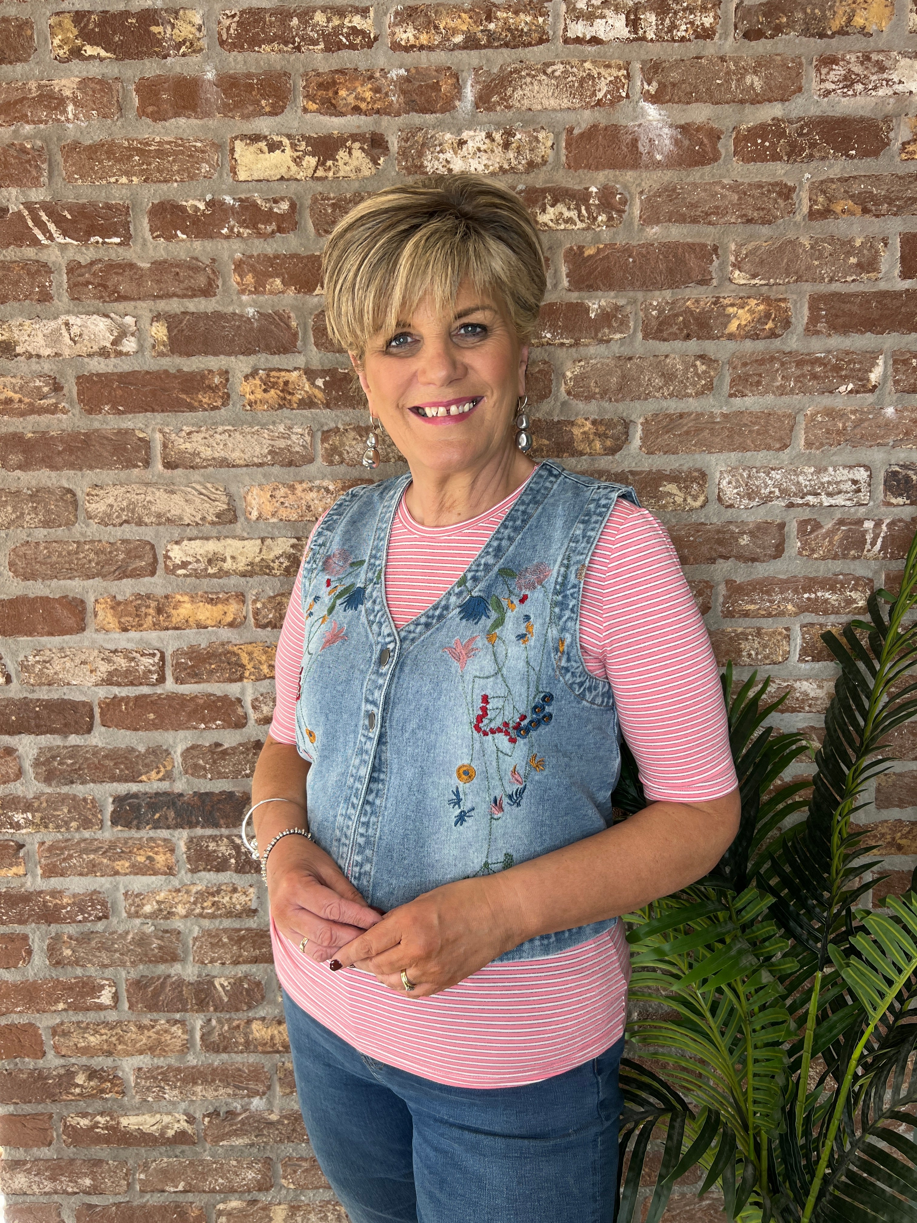 Culture Embroidery Waistcoat In Light Wash