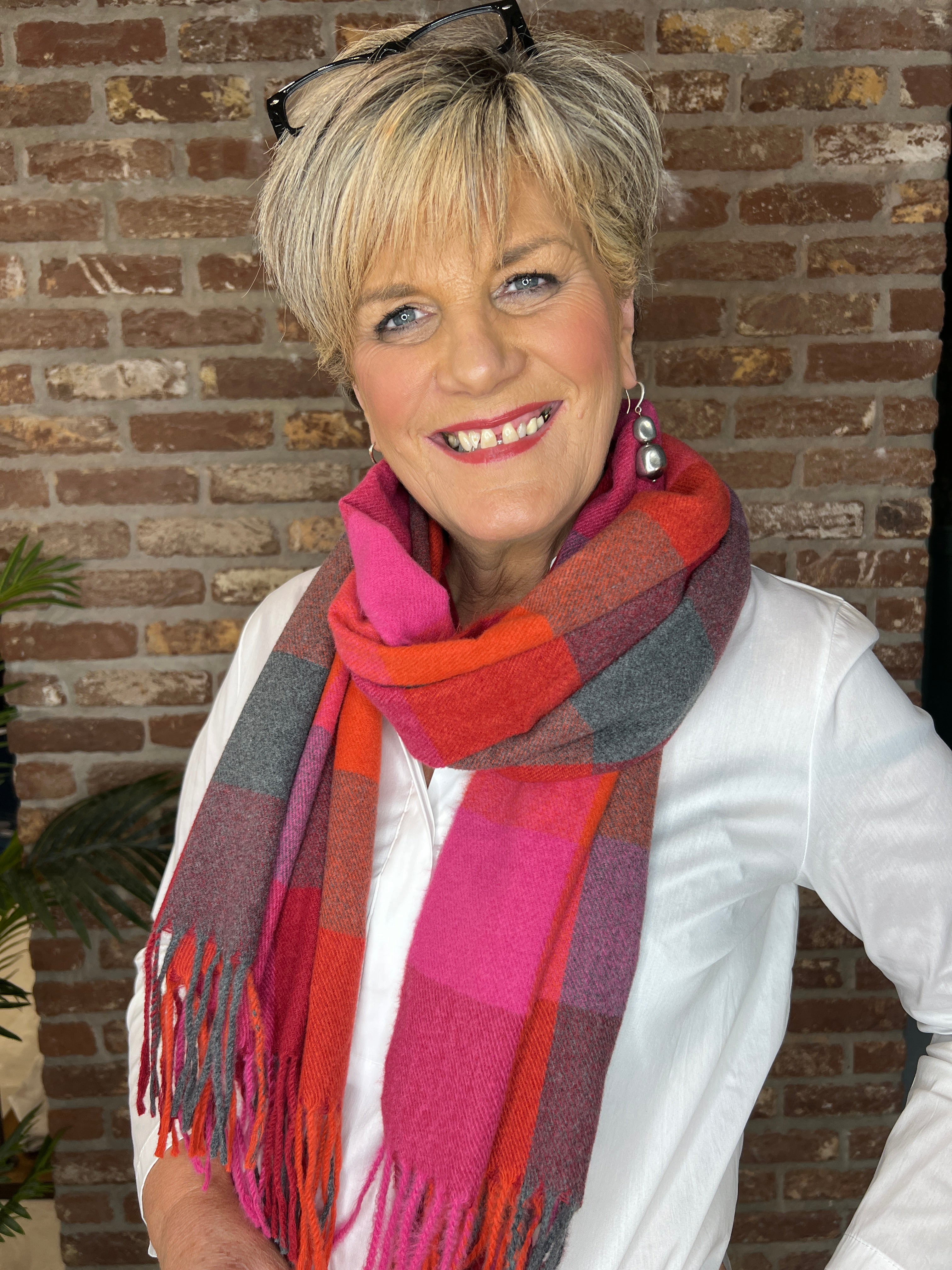 Pipa Checked Scarf In Red Multi