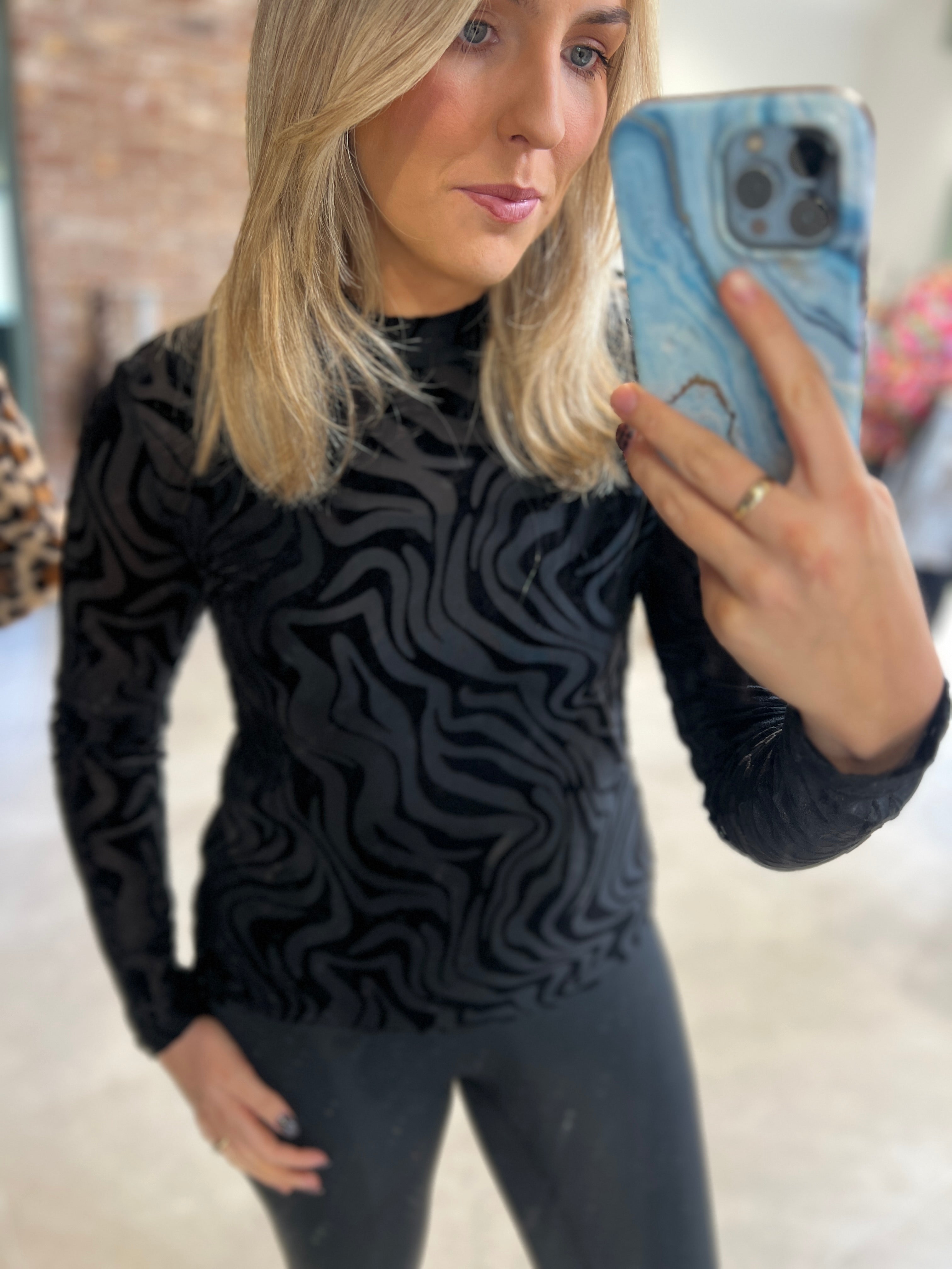 Nümph Nuvelva Patterned Top In Black