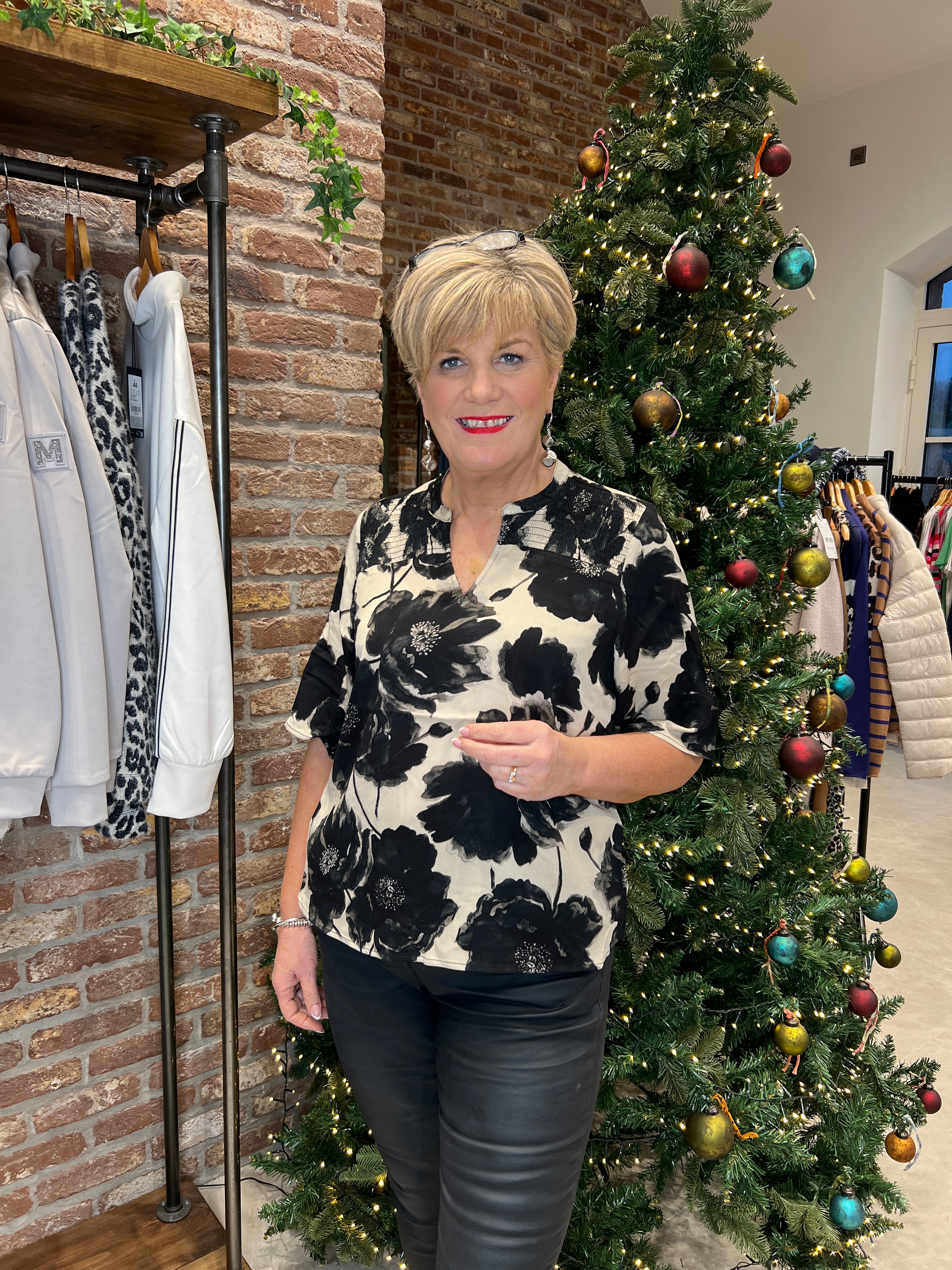 Culture Floral Blouse In Black & off white