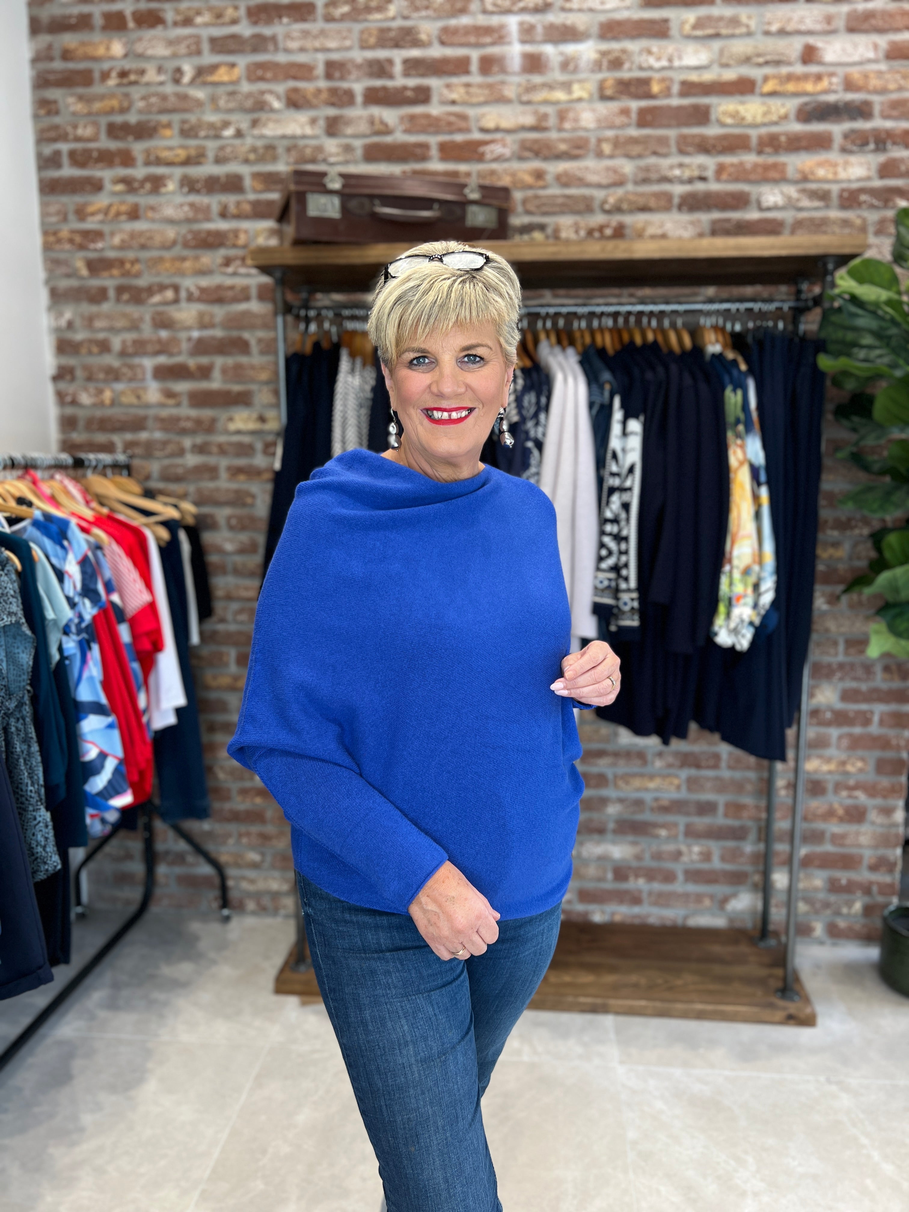 Deck By Decollage Asymmetric Knit In Blue