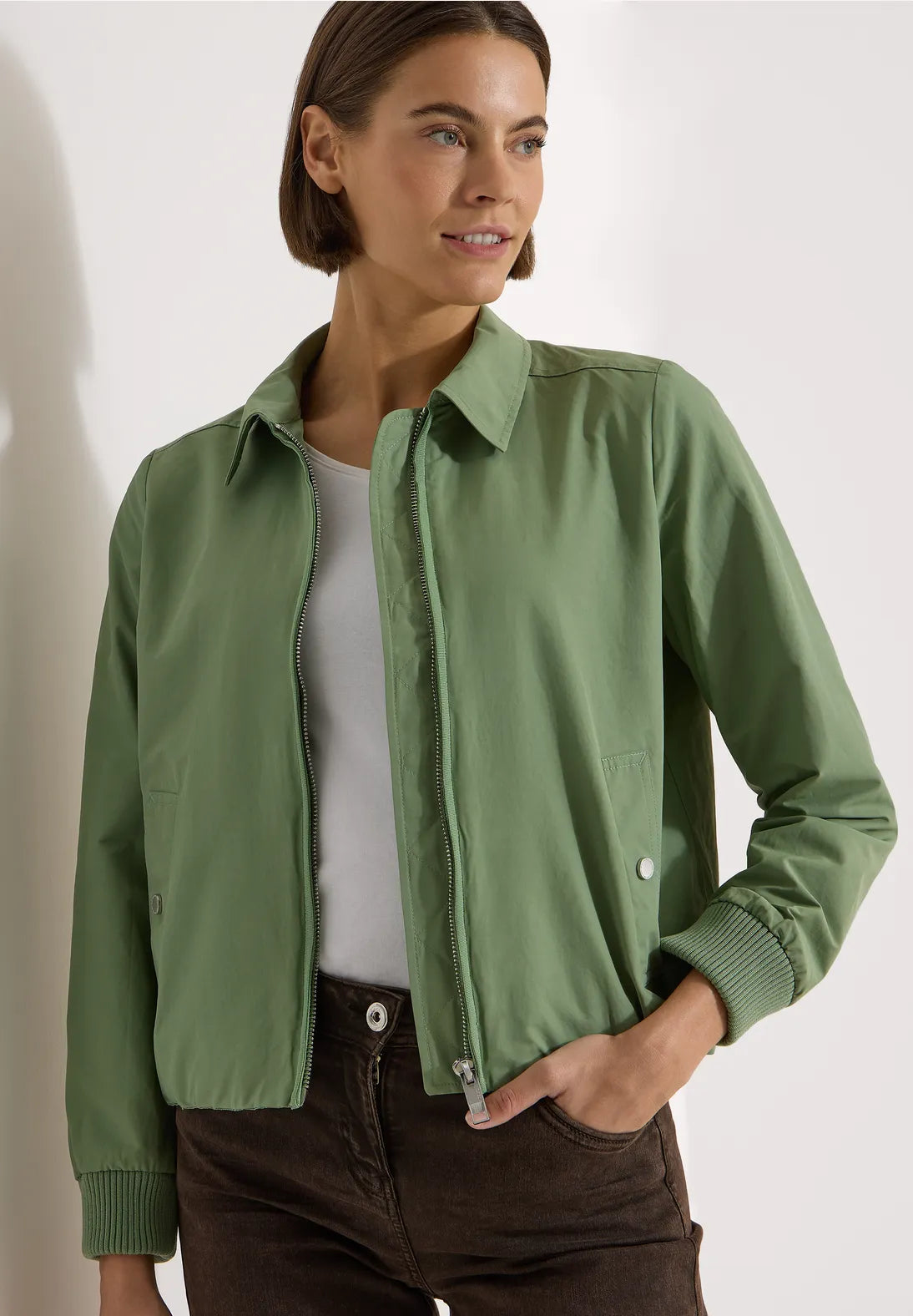 Cecil Jacket With Collar In Deep Matcha Green