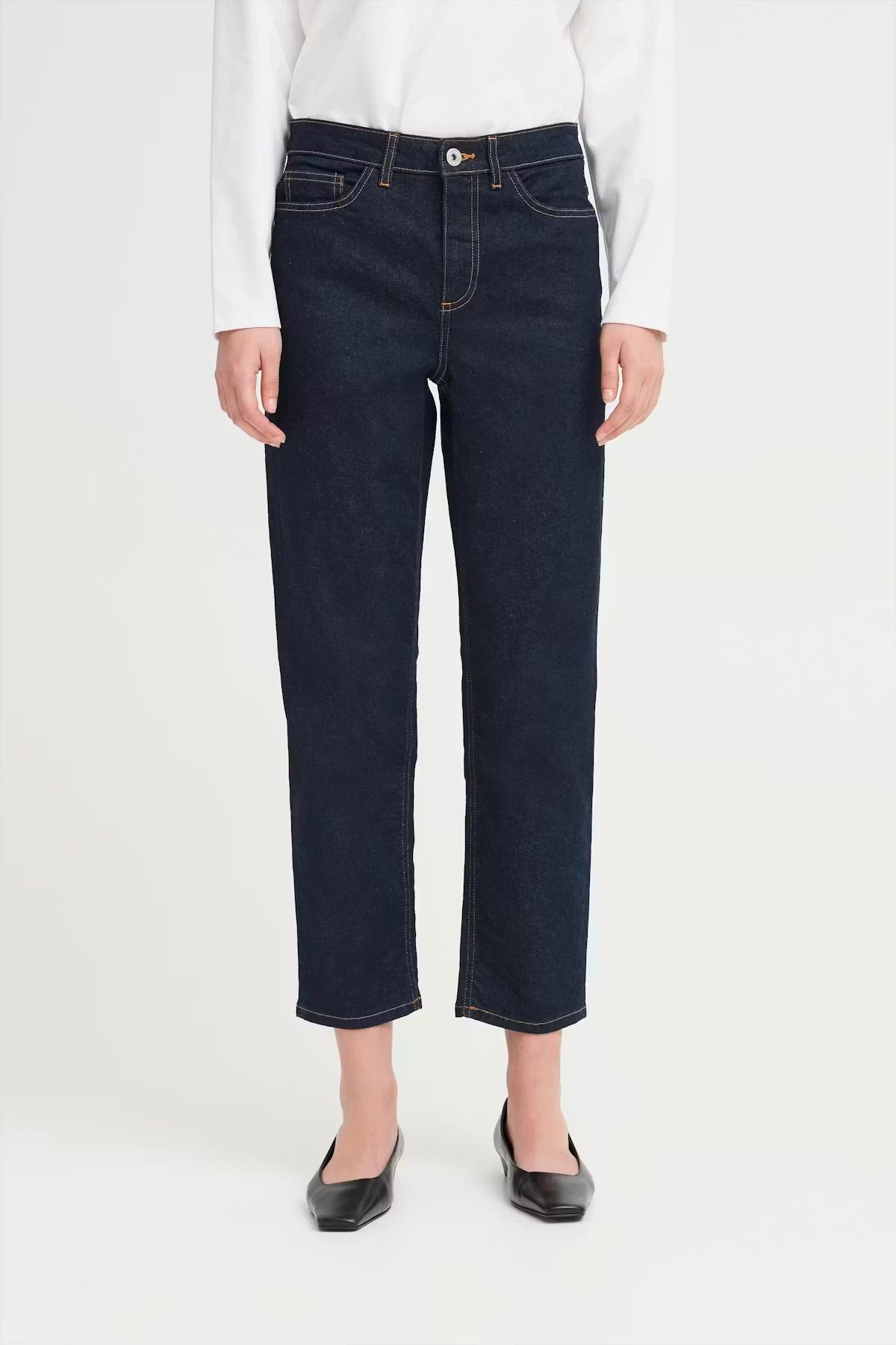 Twiggy Raven Cropped Jeans In Denim authentic blue