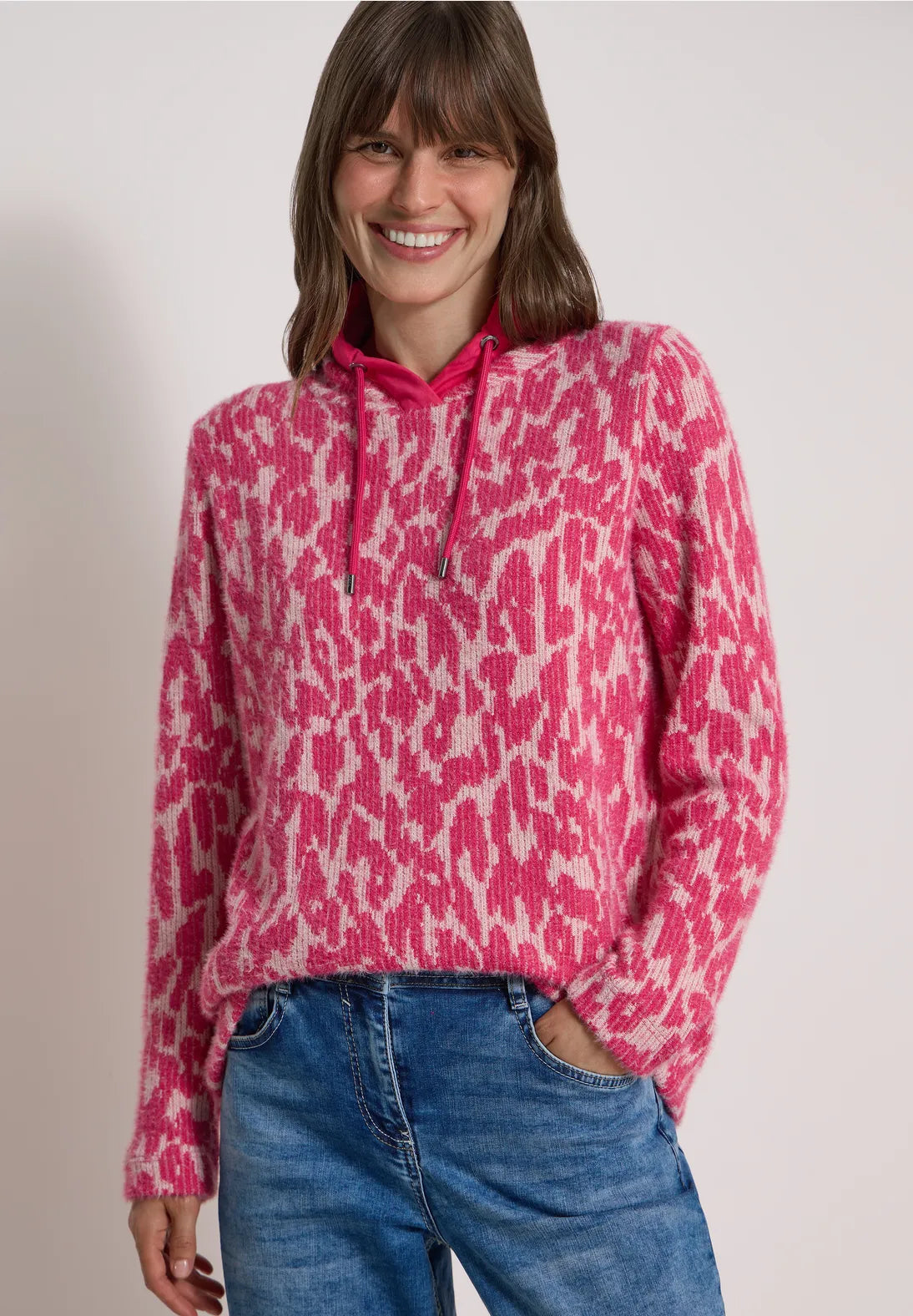 Rib feather yarn jumper in pink flash