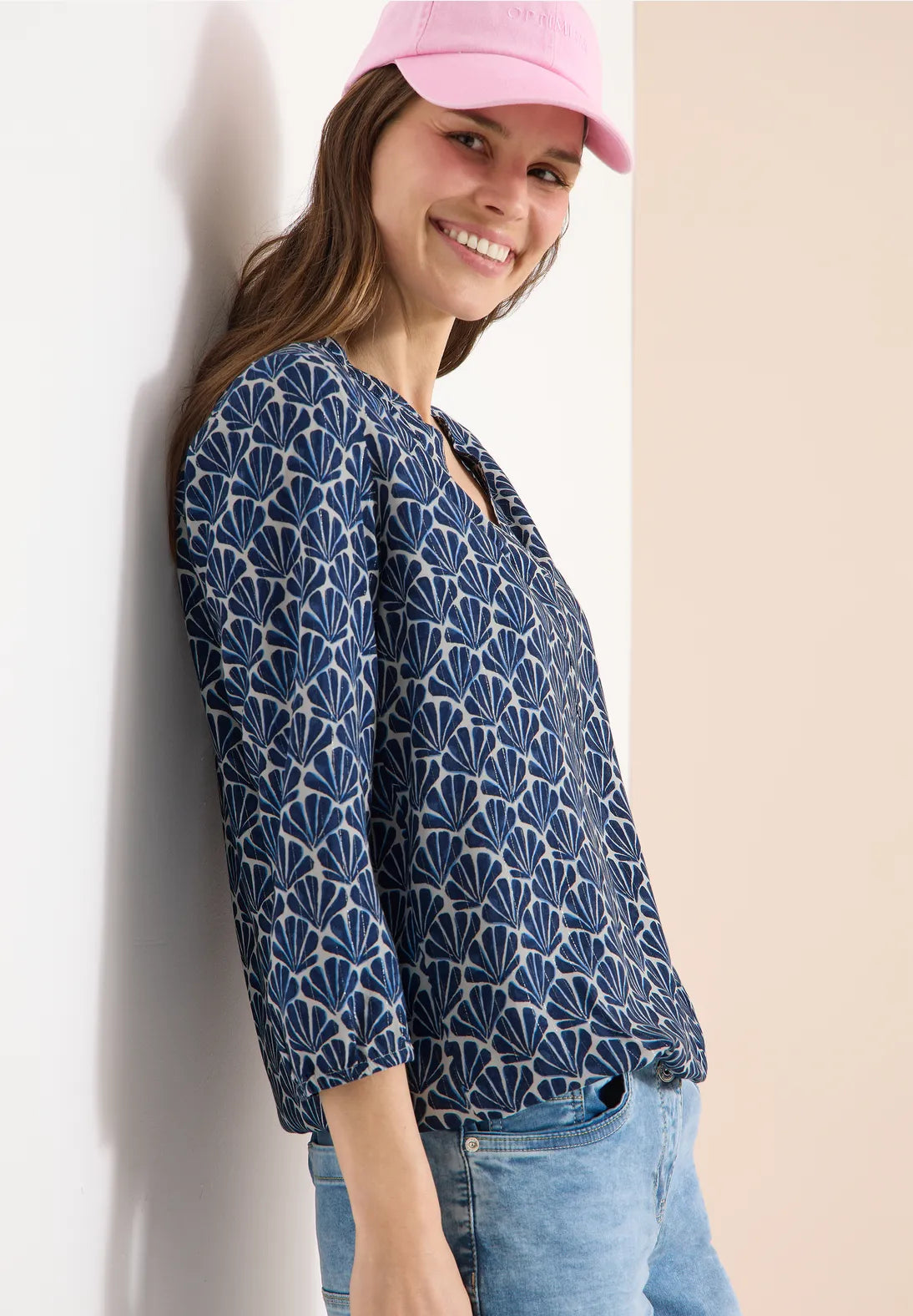Cecil v-neck print Blouse In Universal Blue