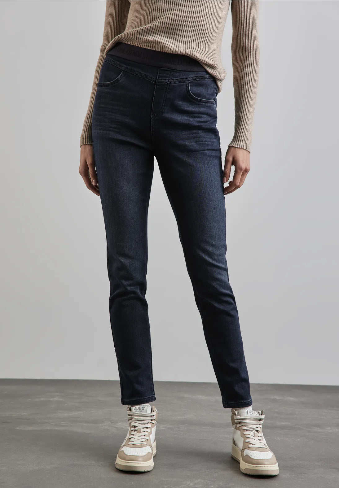 Street One Pull On Jeggings In Navy