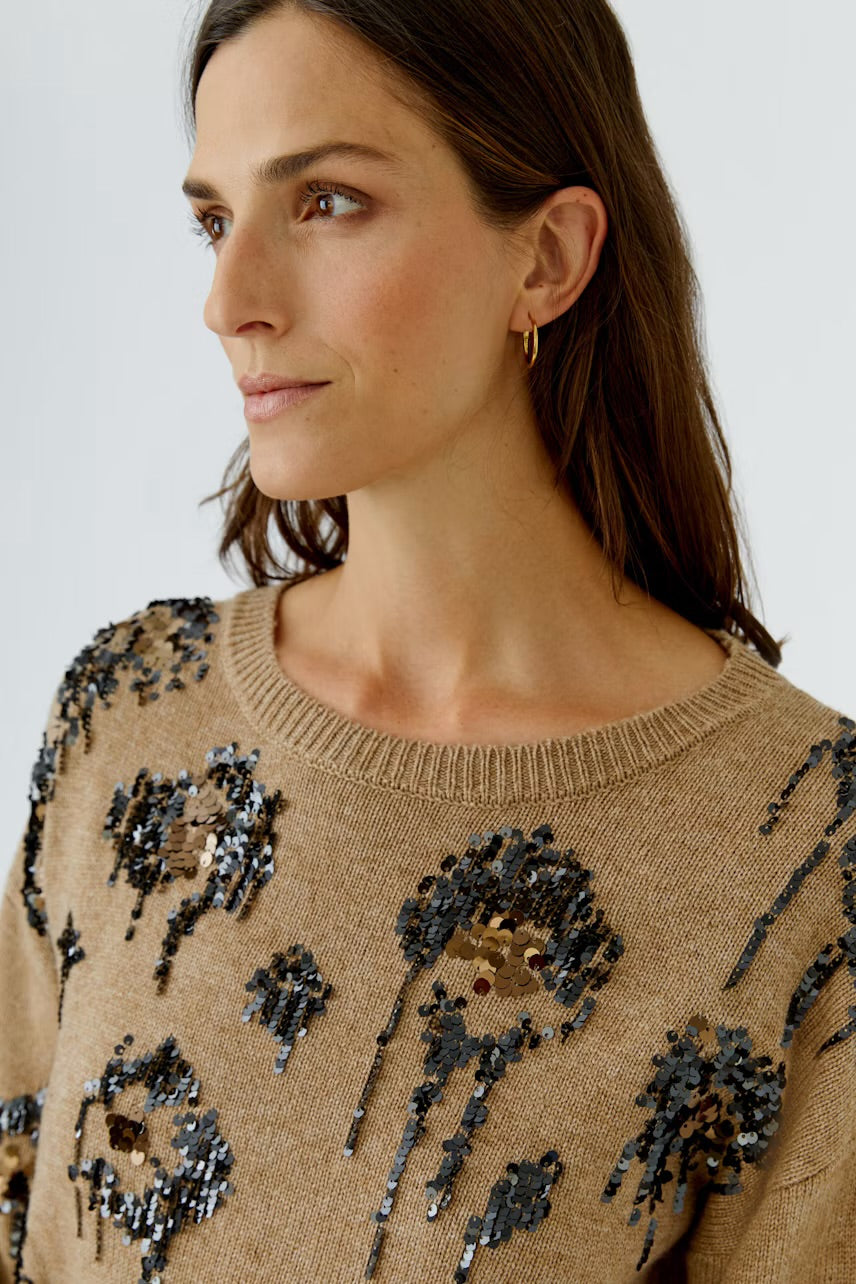 Sequence pullover in camel