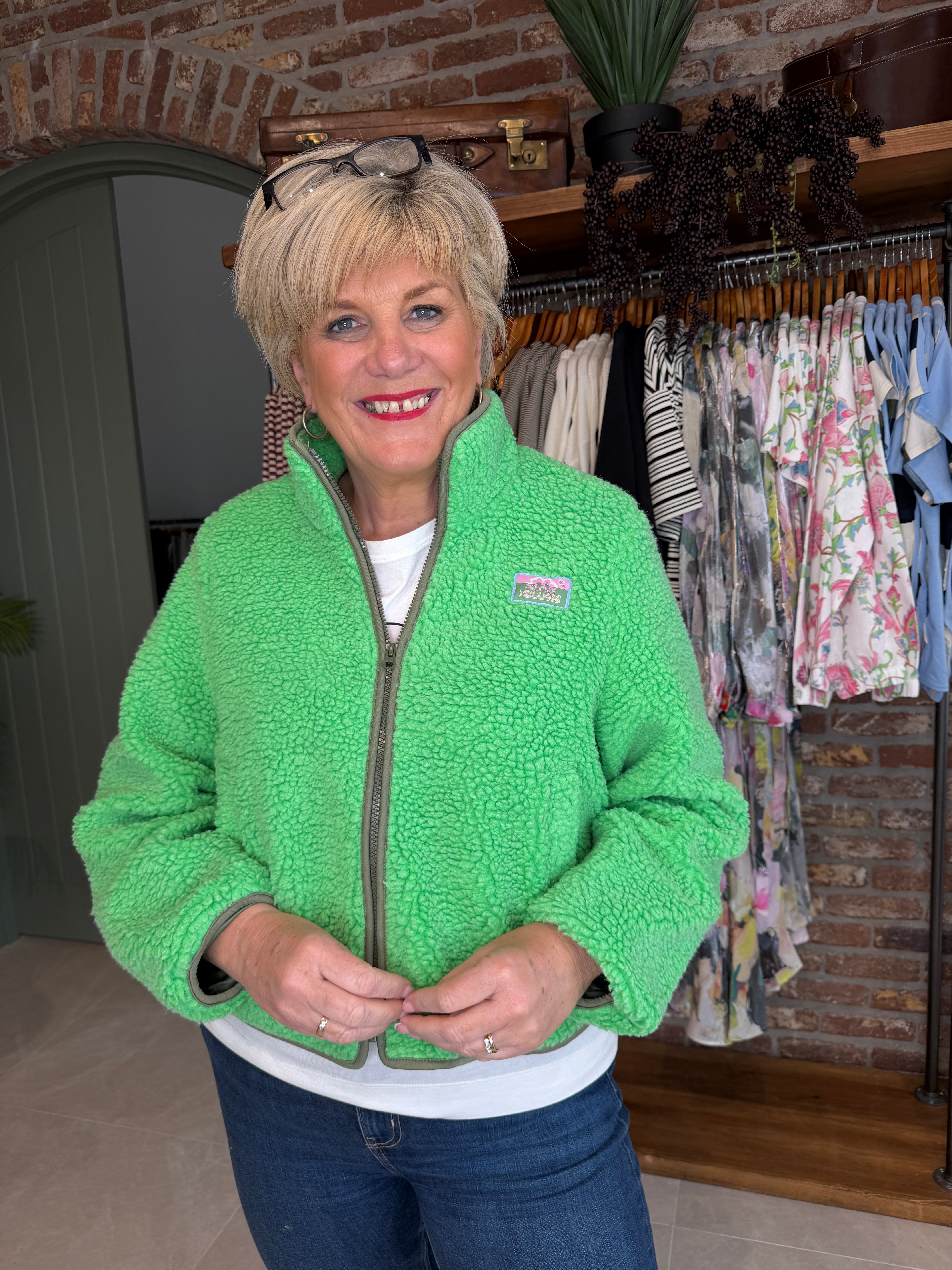 Culture Teddy Jacket in Green