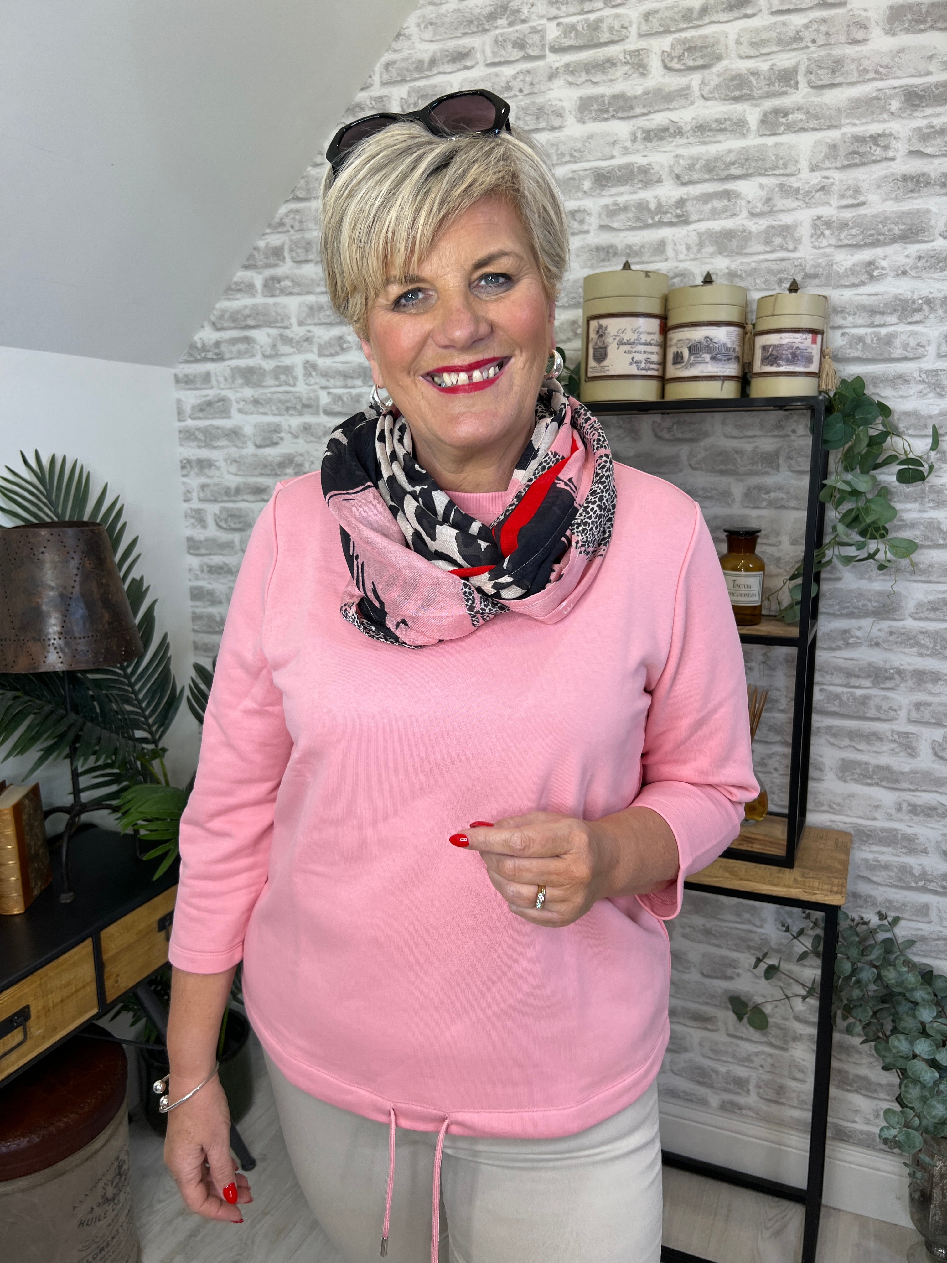Street One crewneck sweatshirt In Blush Peach