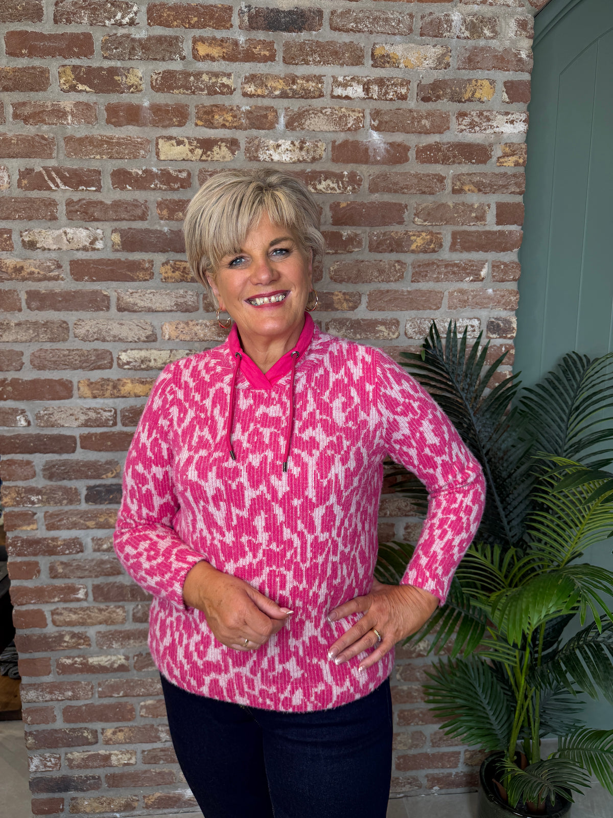 Rib feather yarn jumper in pink flash