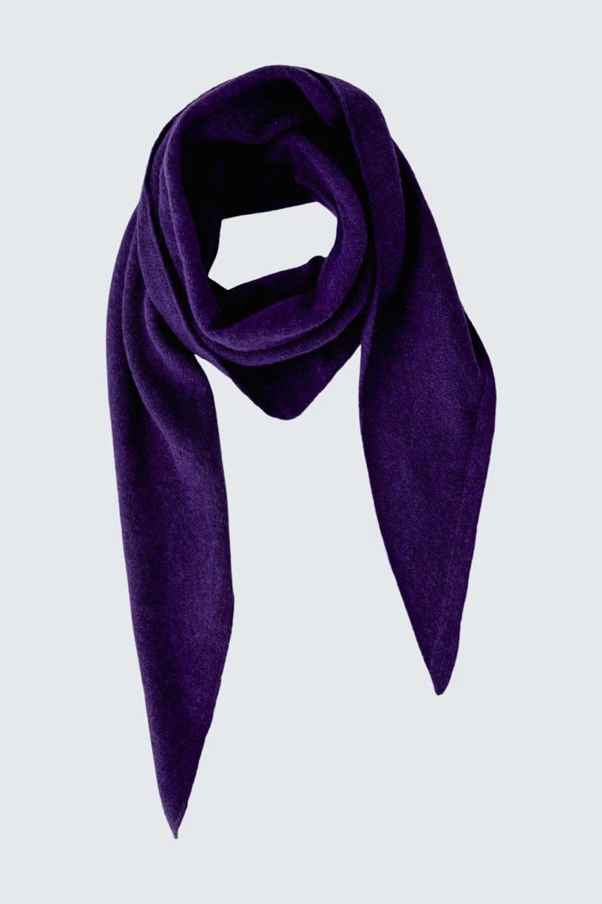 Triangle scarf in ultra violet