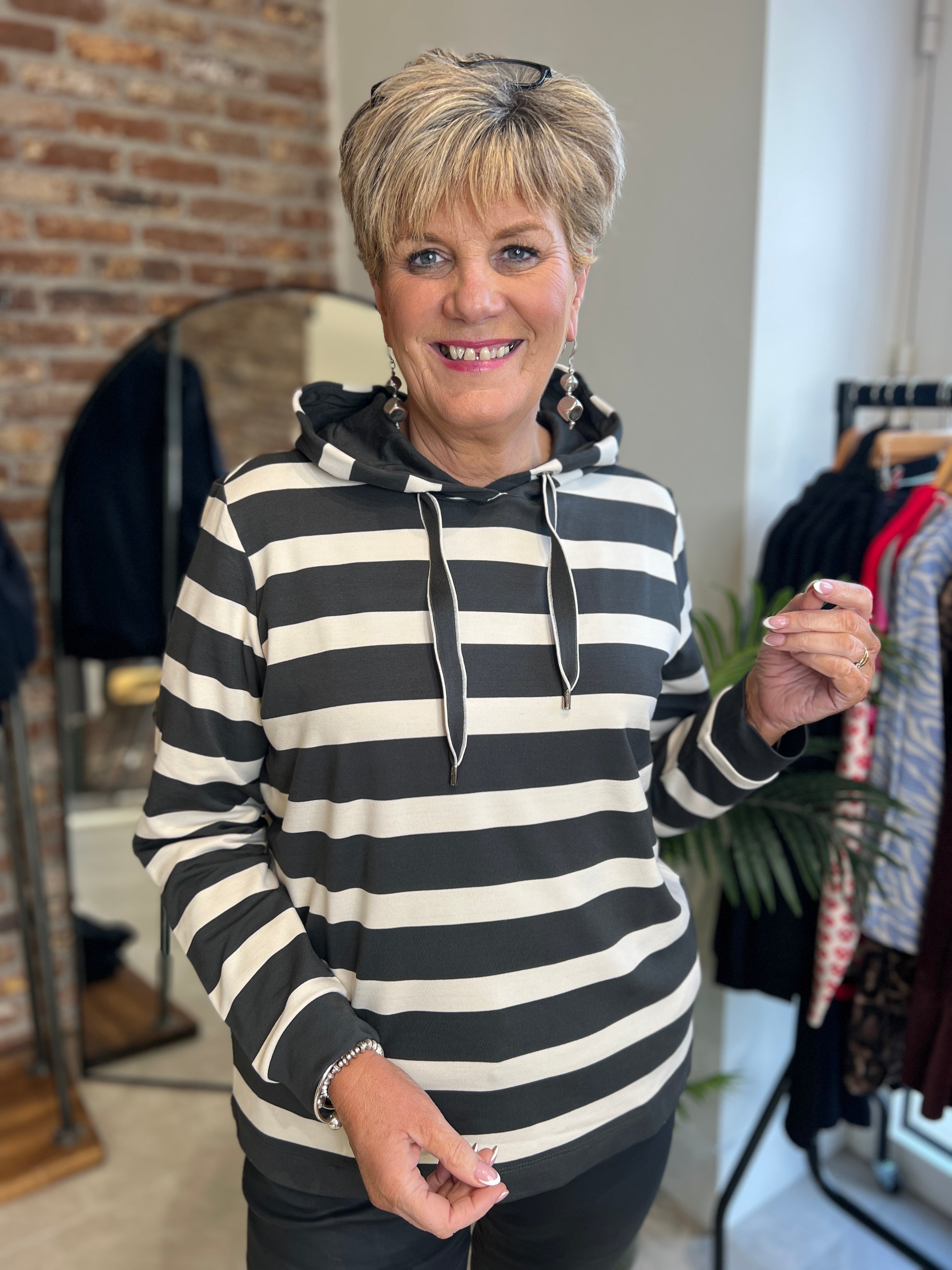 Cecil Striped Hoodie In Raw Khaki