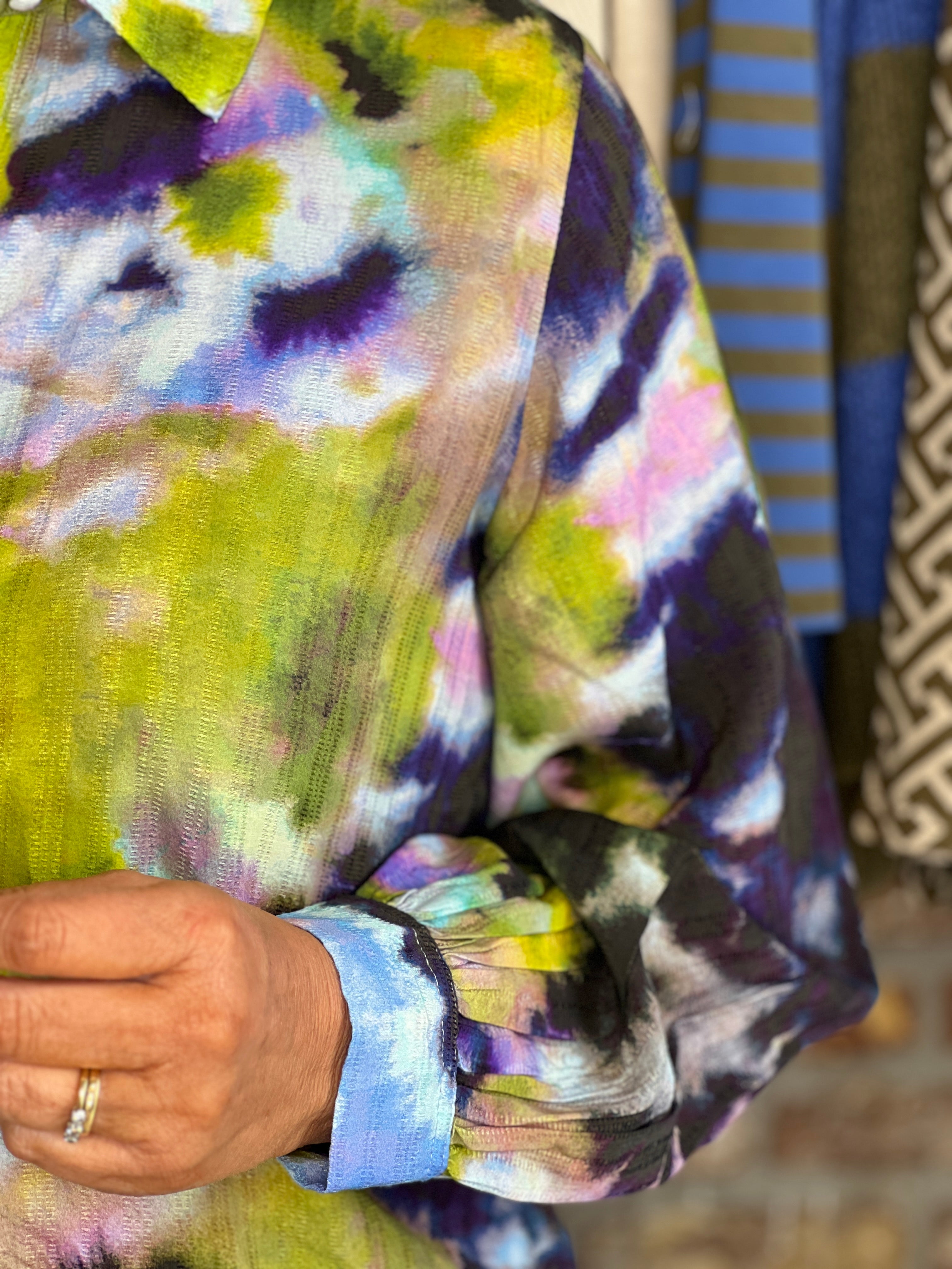 Culture Gally Shirt In Green & Blue abstract