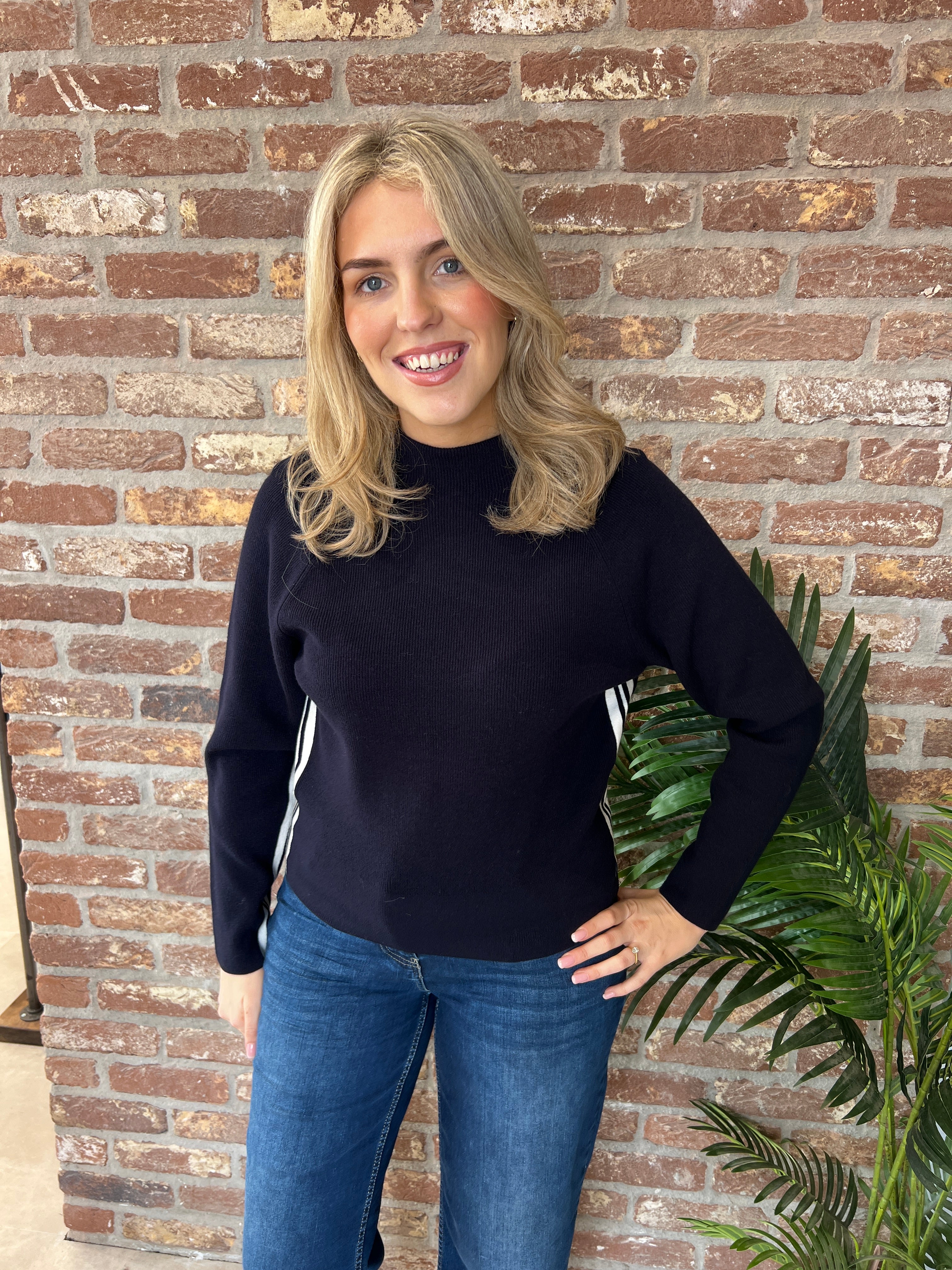 Oui Pullover With Stripe In Navy