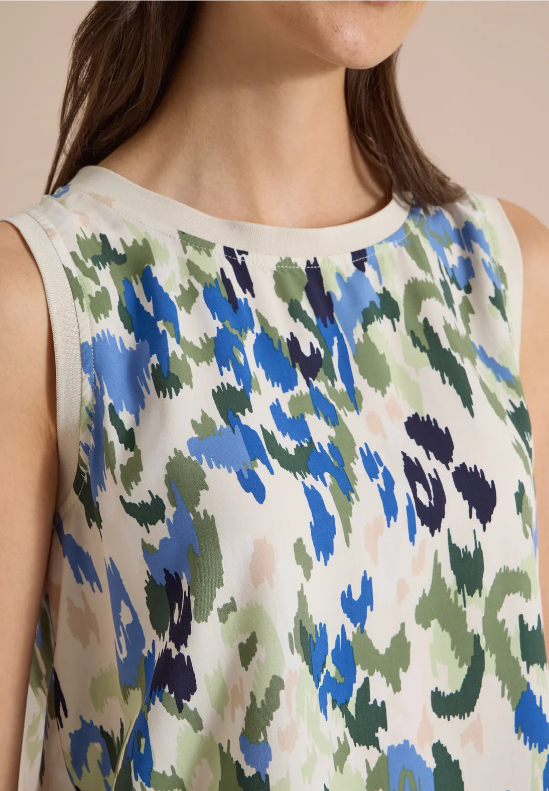 Cecil Sleeveless Top In Cashmere Beige
