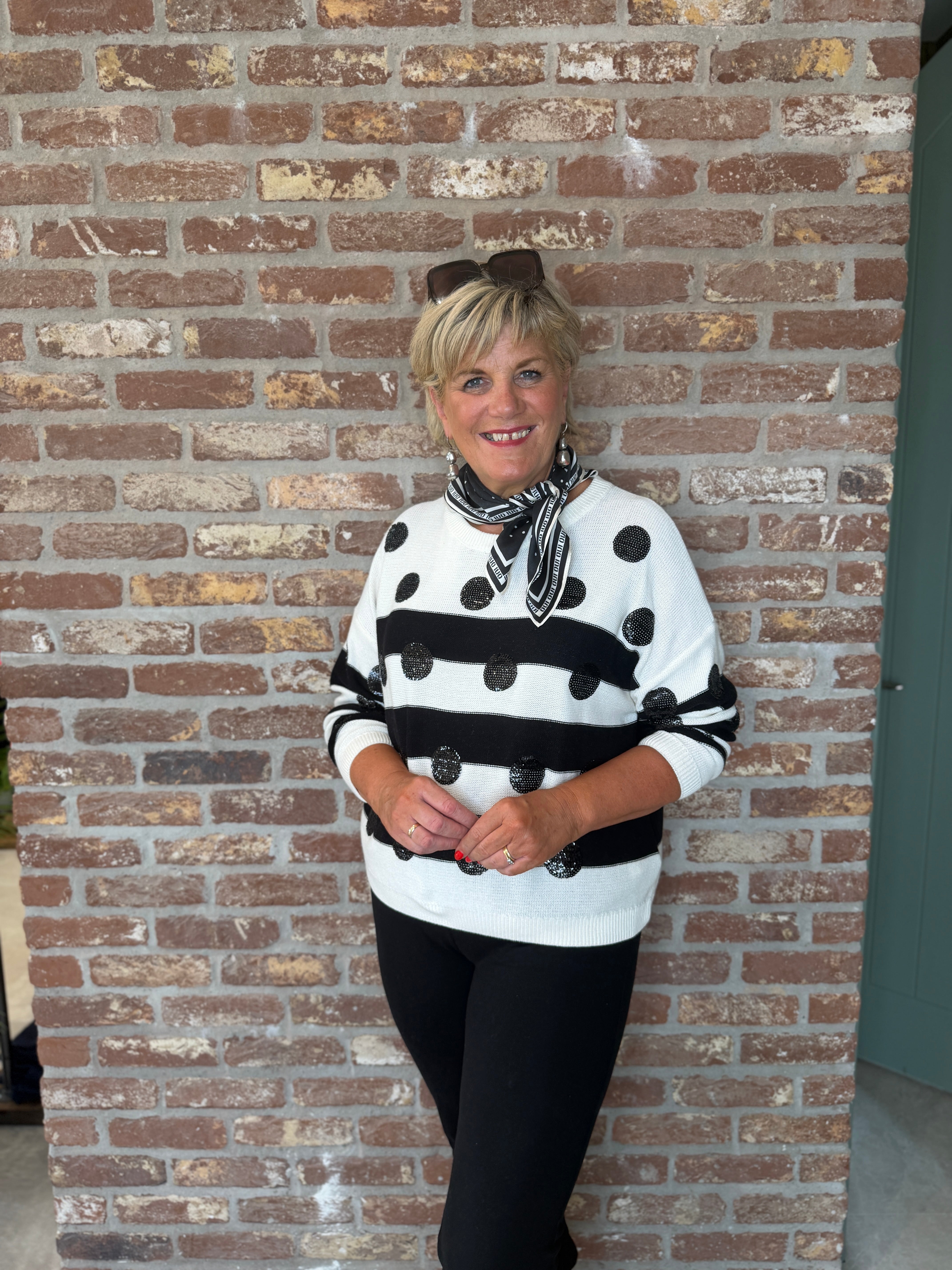 Oui sequin dots patterned jumper in white & black