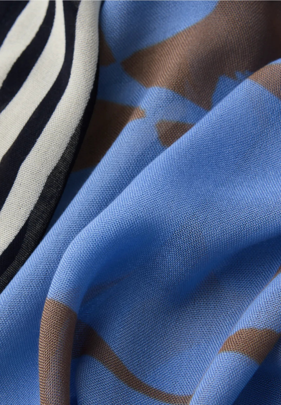 Street One Print Loop Snood In Blue