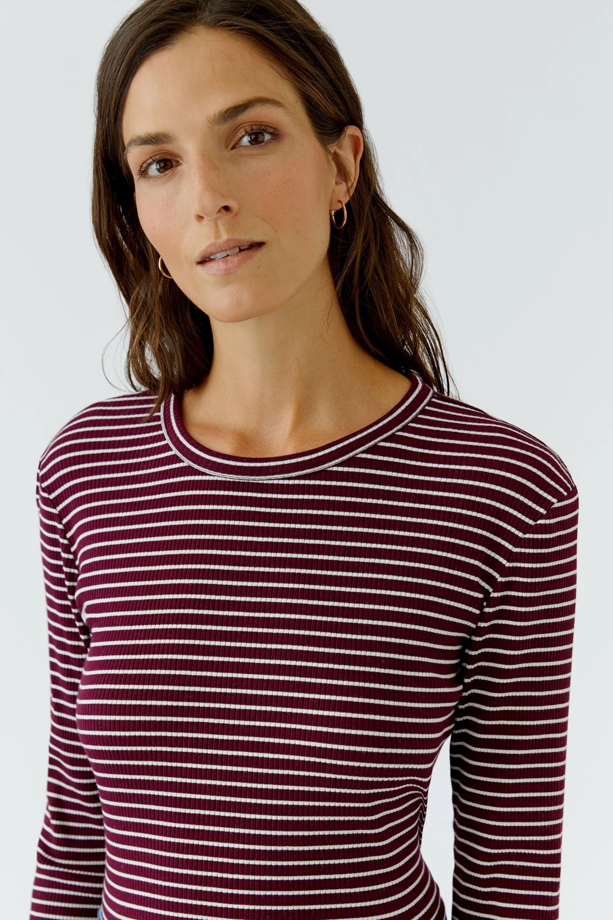 Striped top in dark red & white
