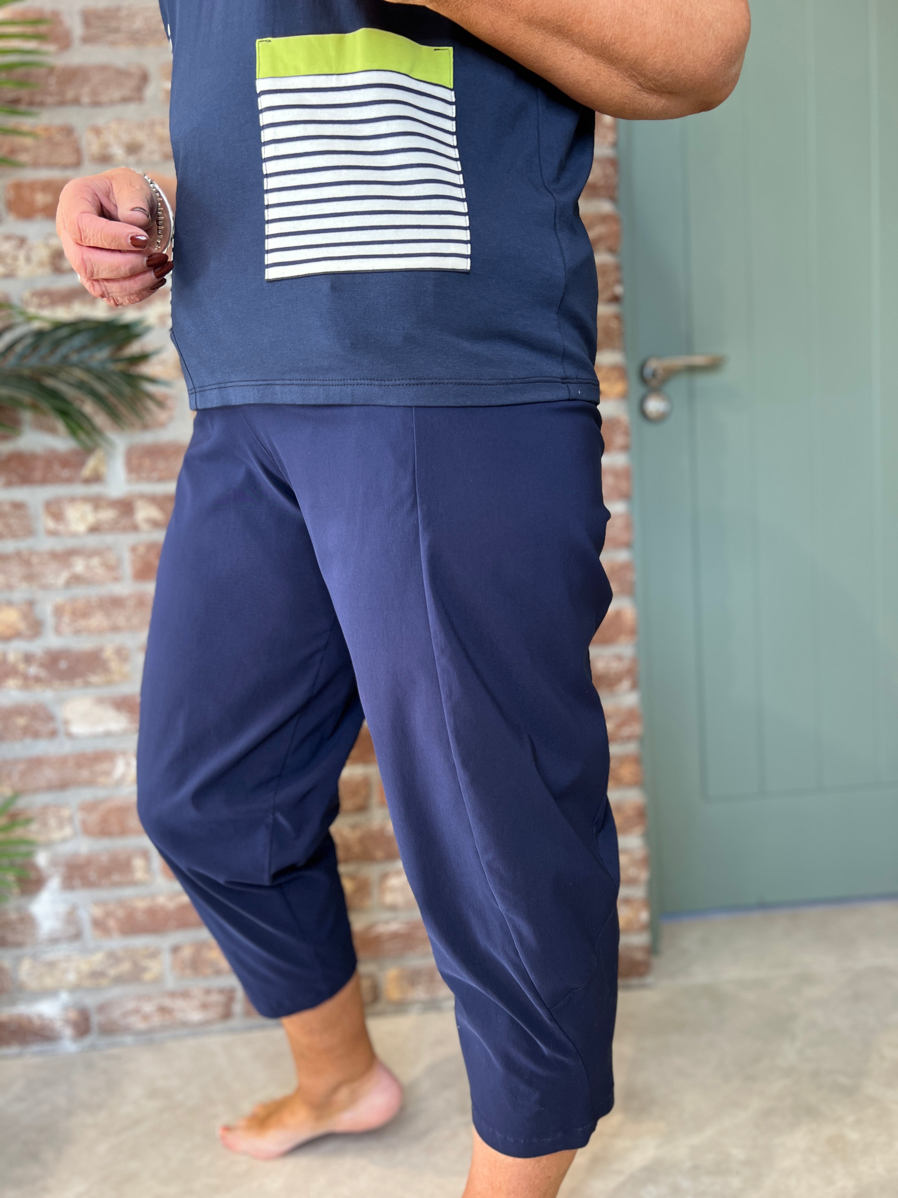 Peruzzi essential slouch Trousers In navy