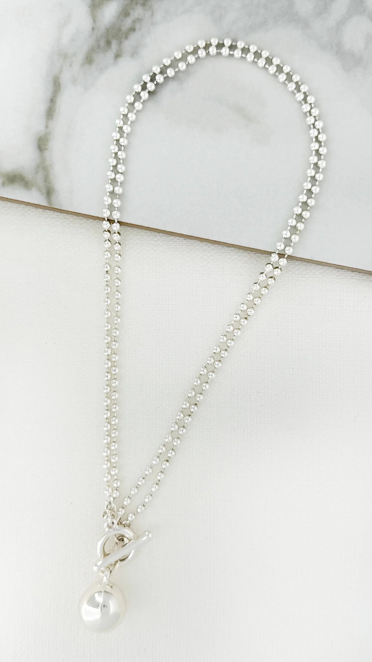 Envy short t-bar & ball necklace in silver