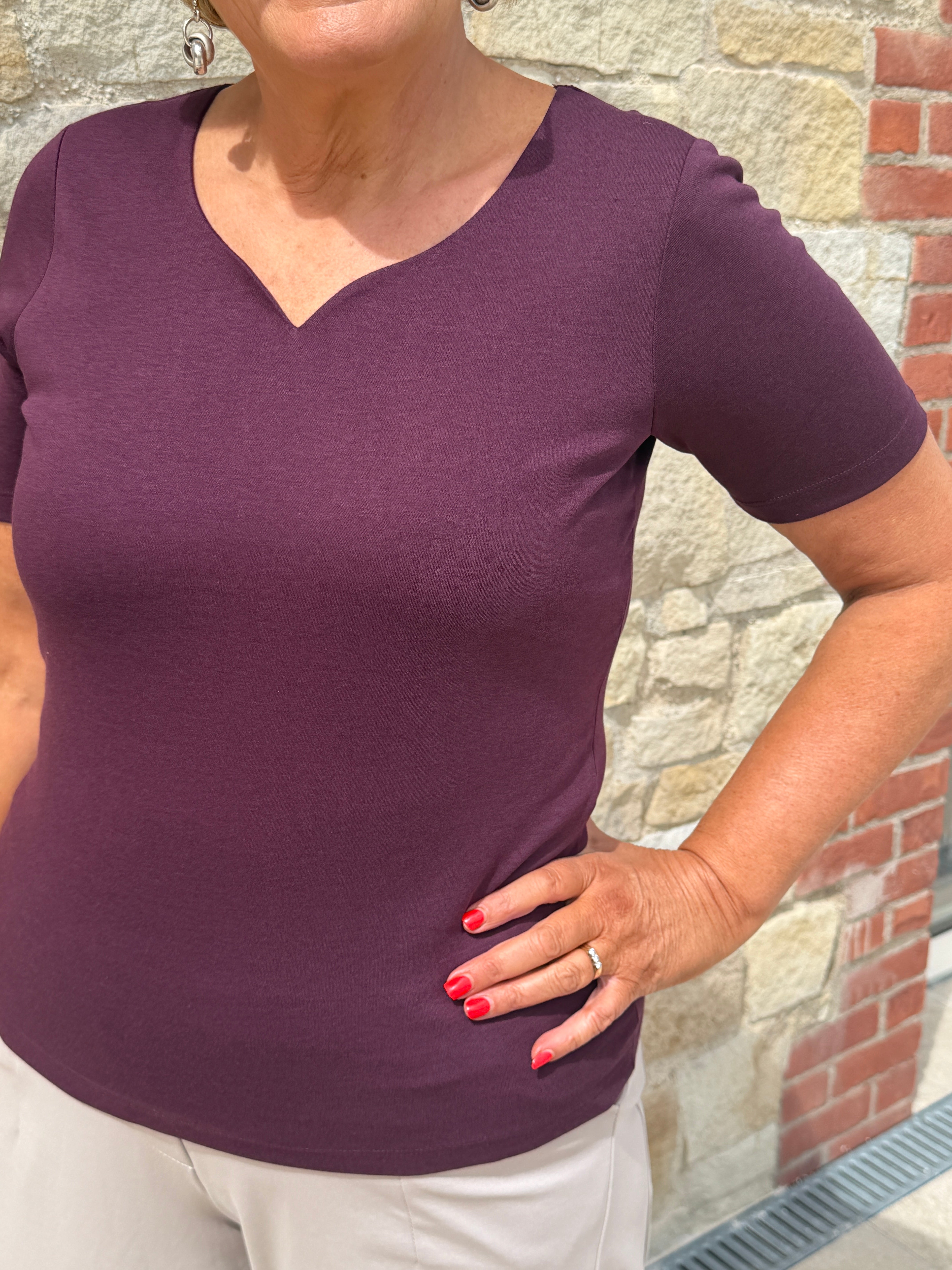Street One Heart Neckline with short sleeves in rustic rouge