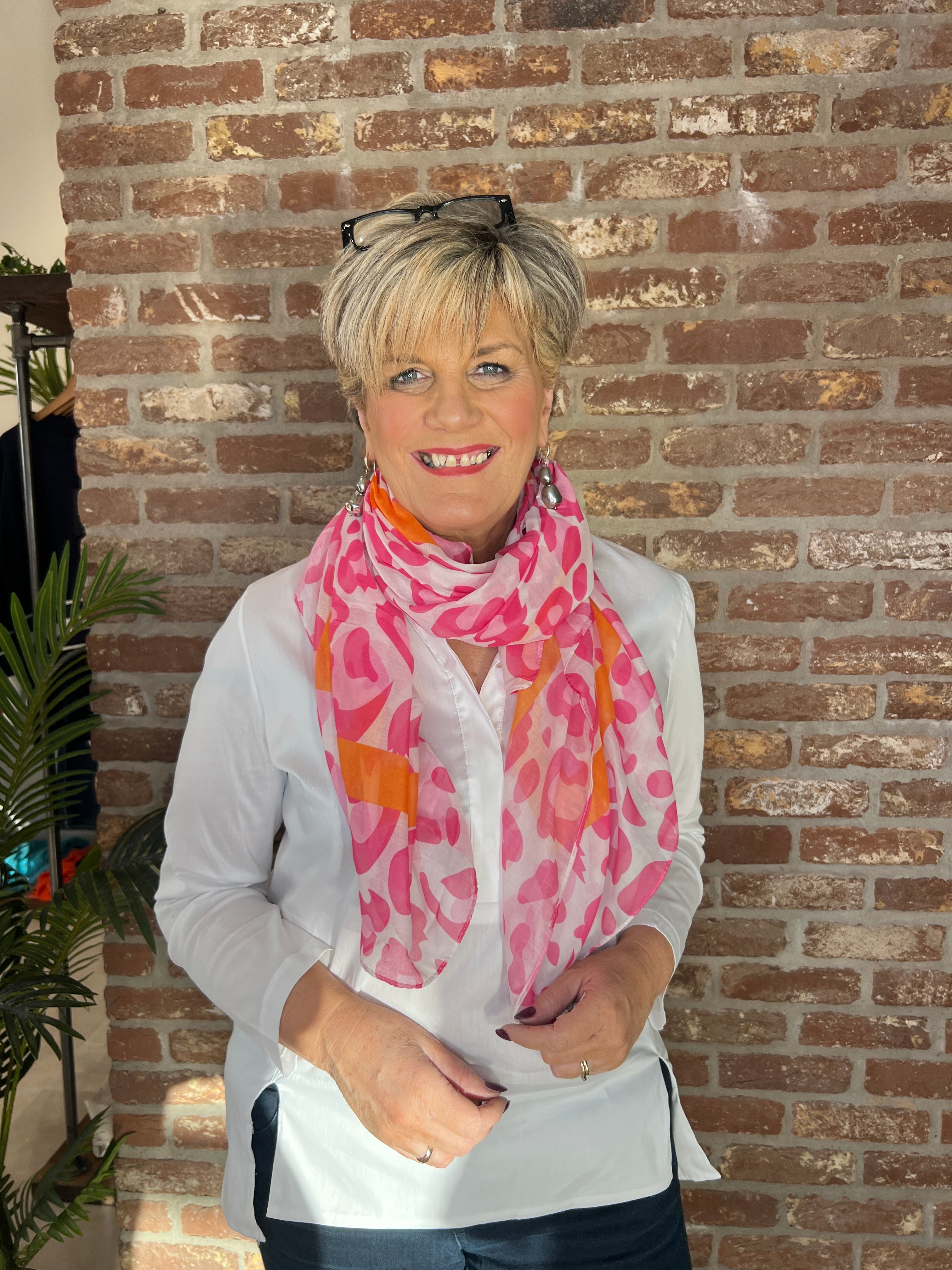 Pipa Leo Patterned Scarf In Pink Multi