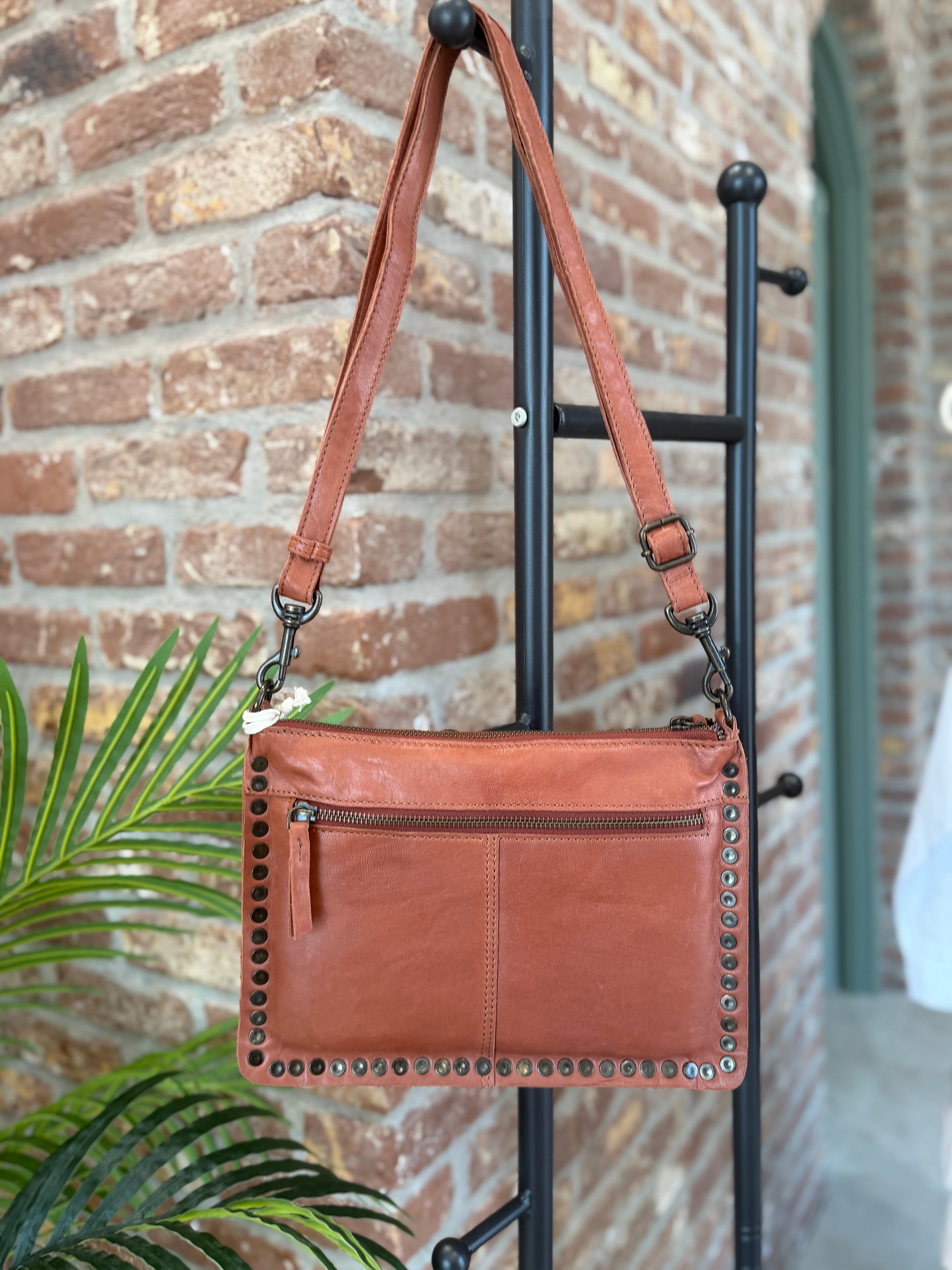 BIBA leather Portland Crossbody bag in Tan