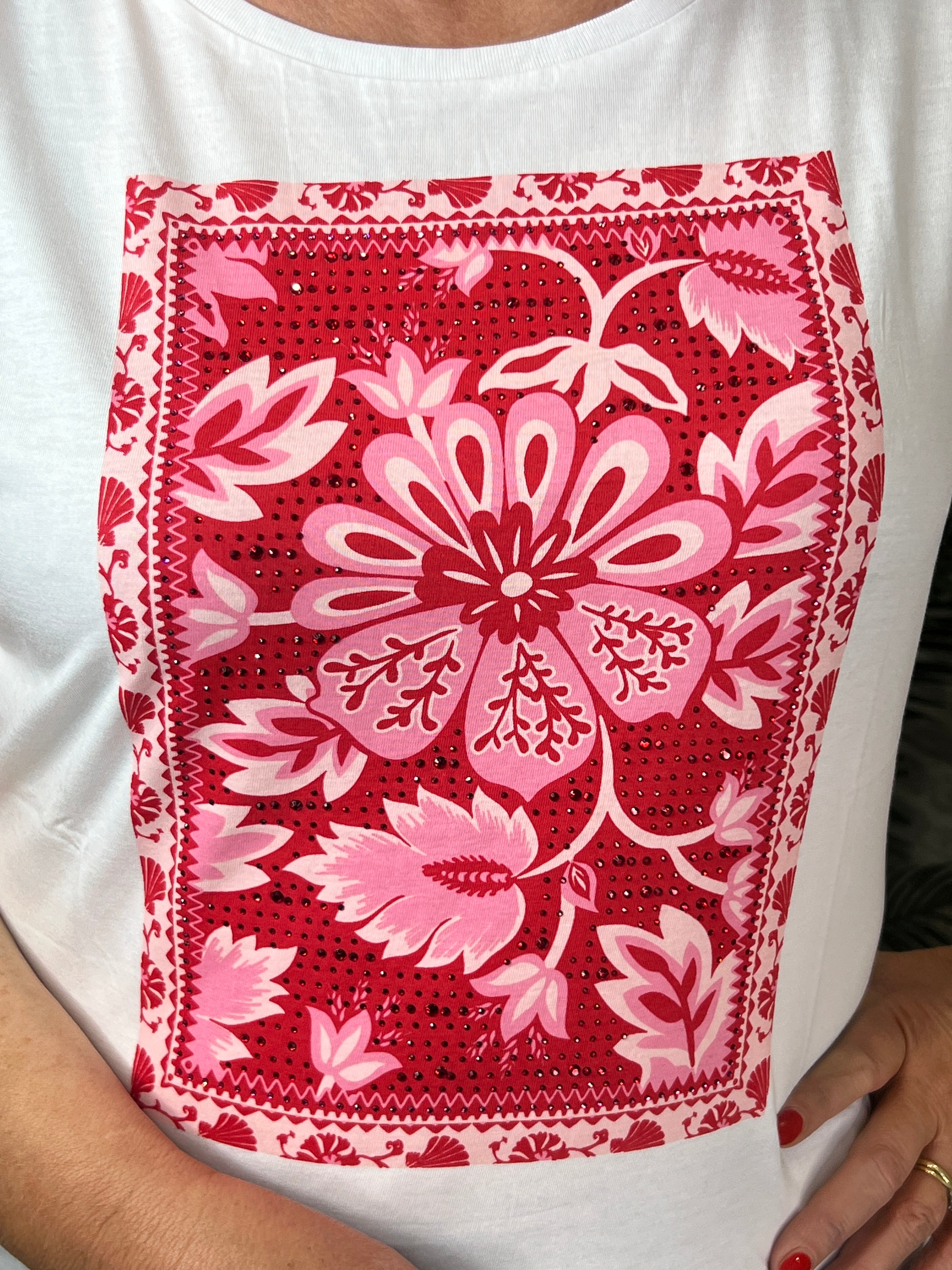 Oui Red Rose Print t-shirt In Optic White
